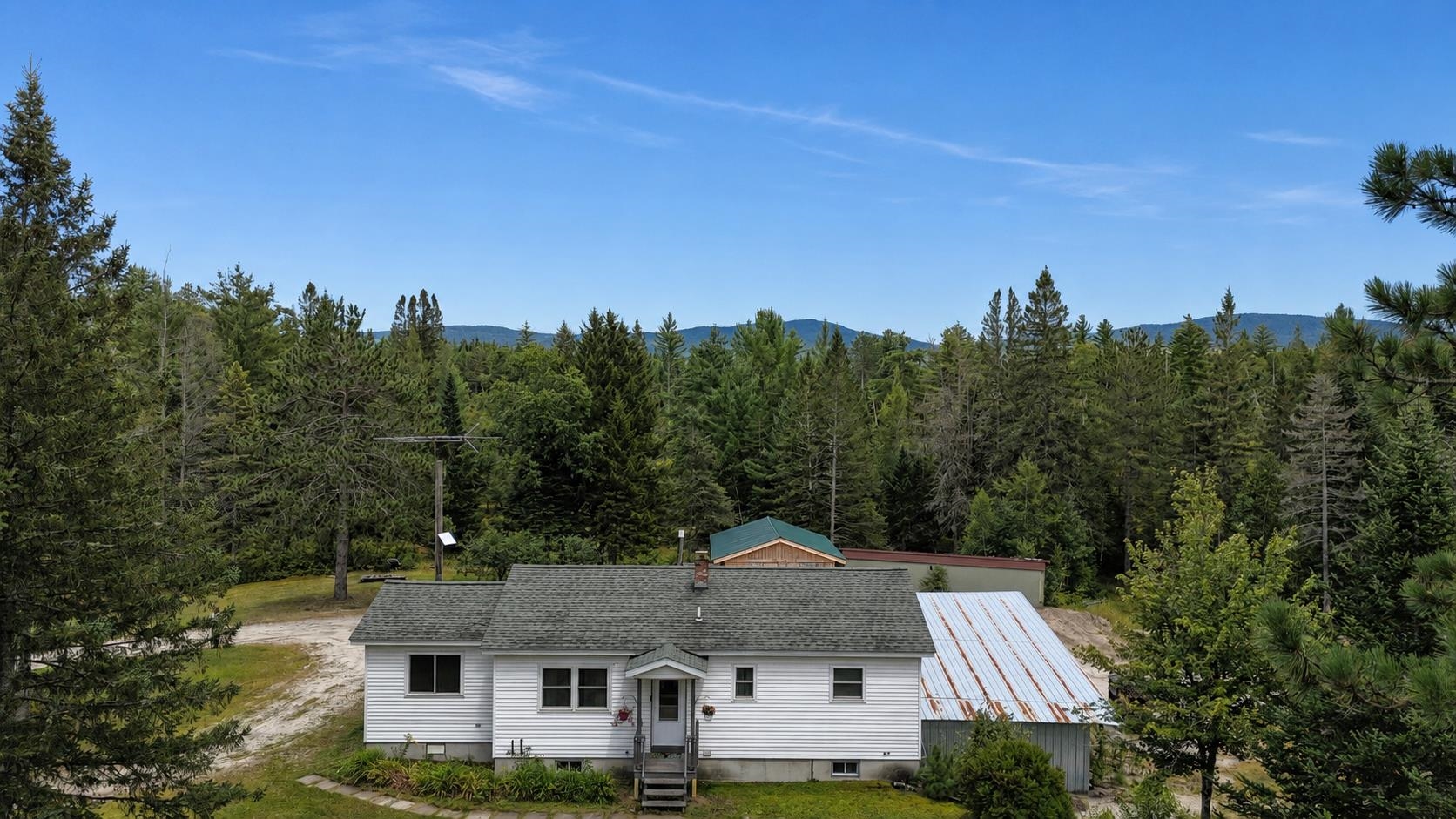 3790 Head of the Pond Road