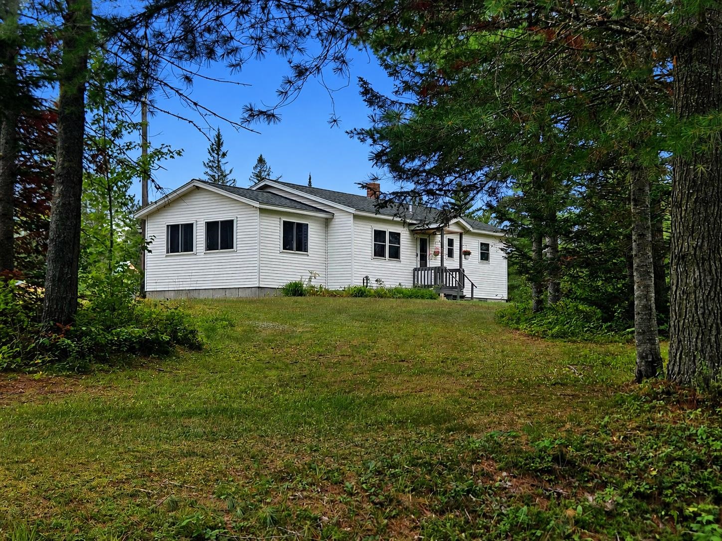 3790 Head of the Pond Road