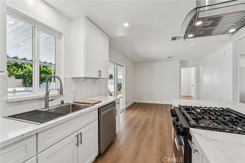 929 E Foothill Boulevard 144