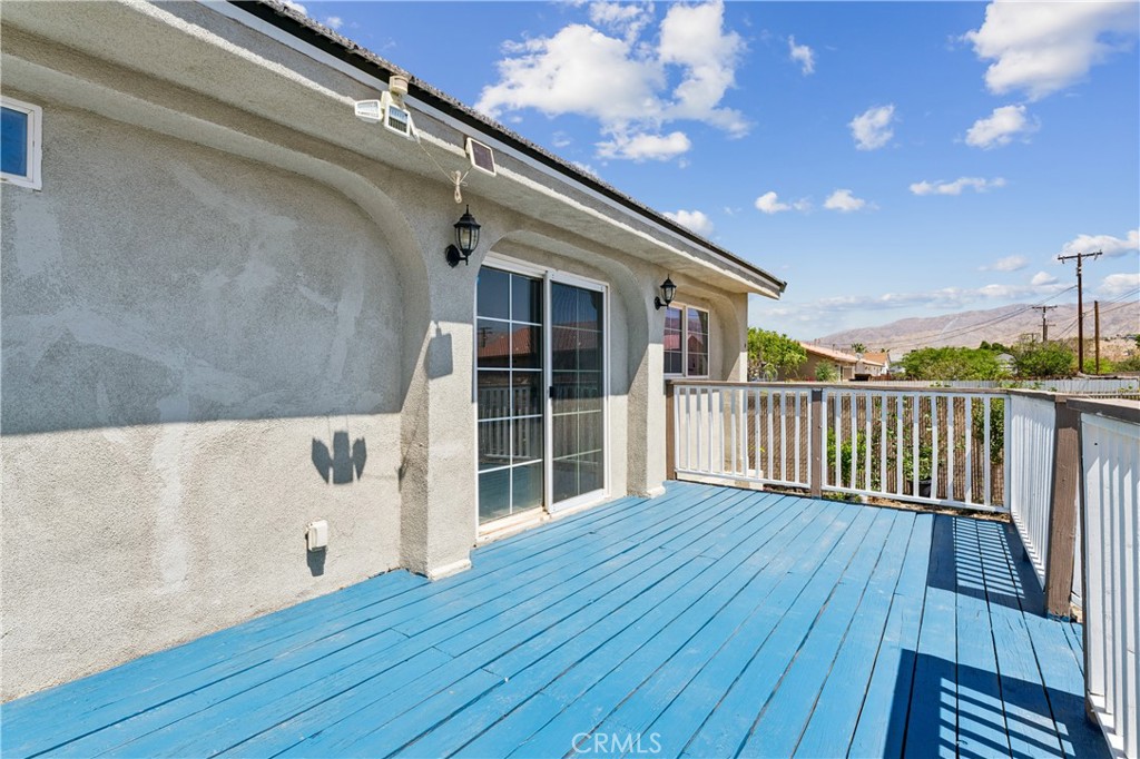 15530 Avenida Rambla
