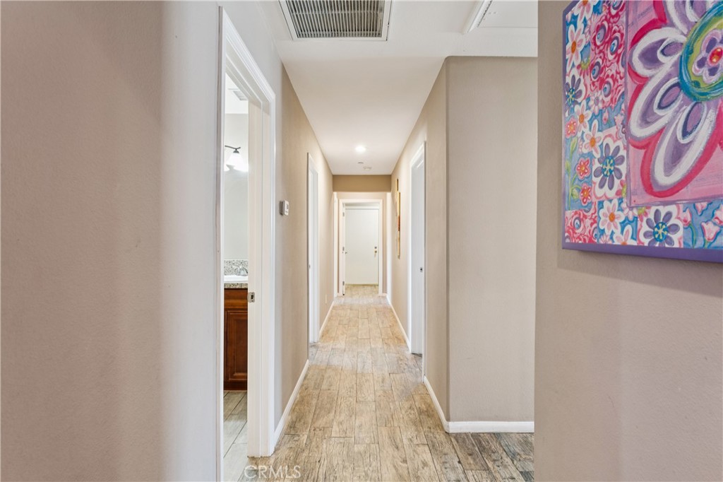 15530 Avenida Rambla