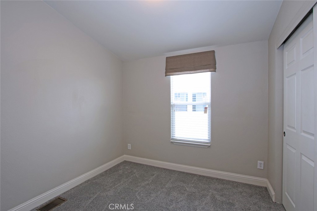 1425 2nd Ave 140