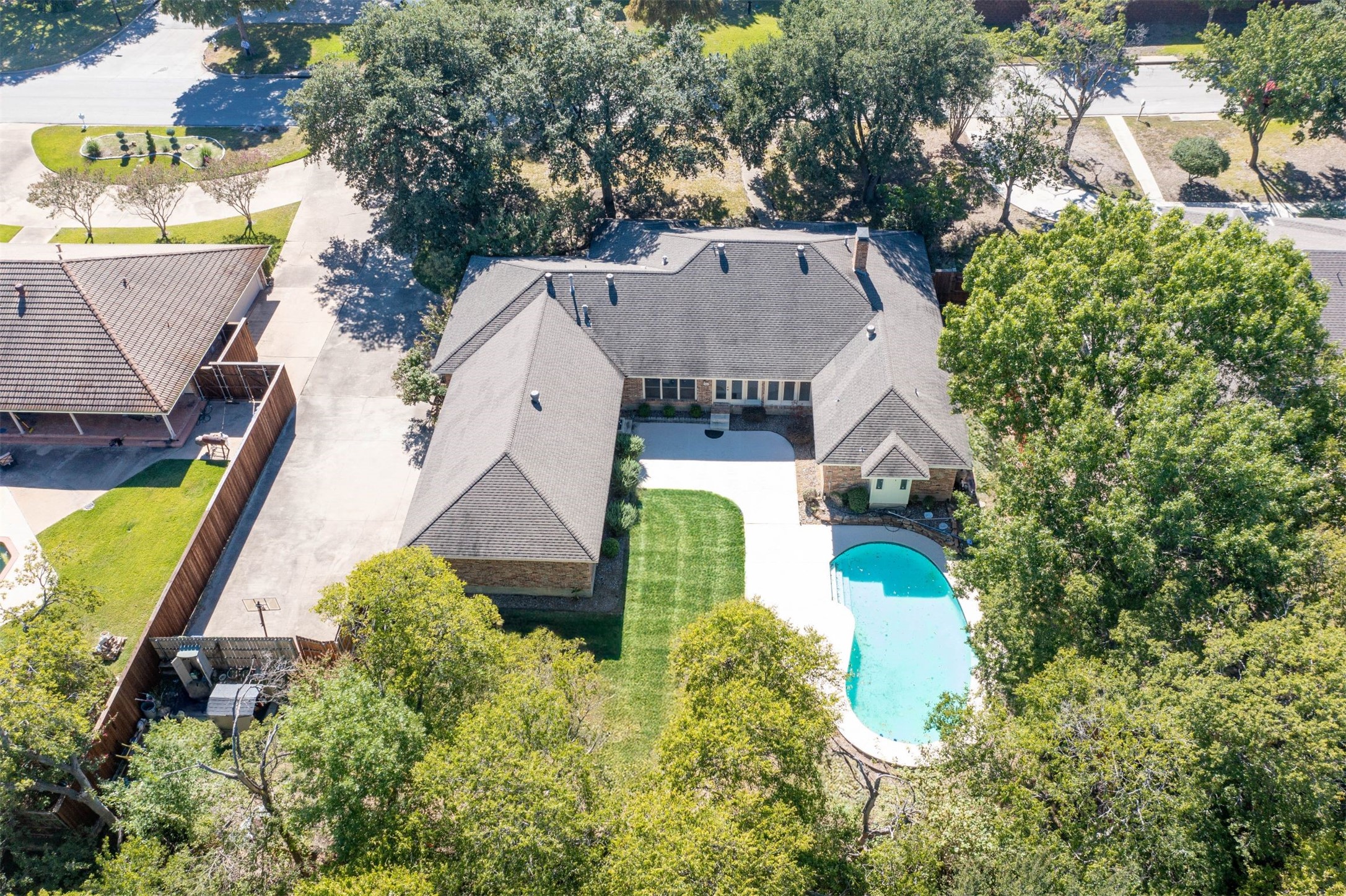 3710 S Country Club Road