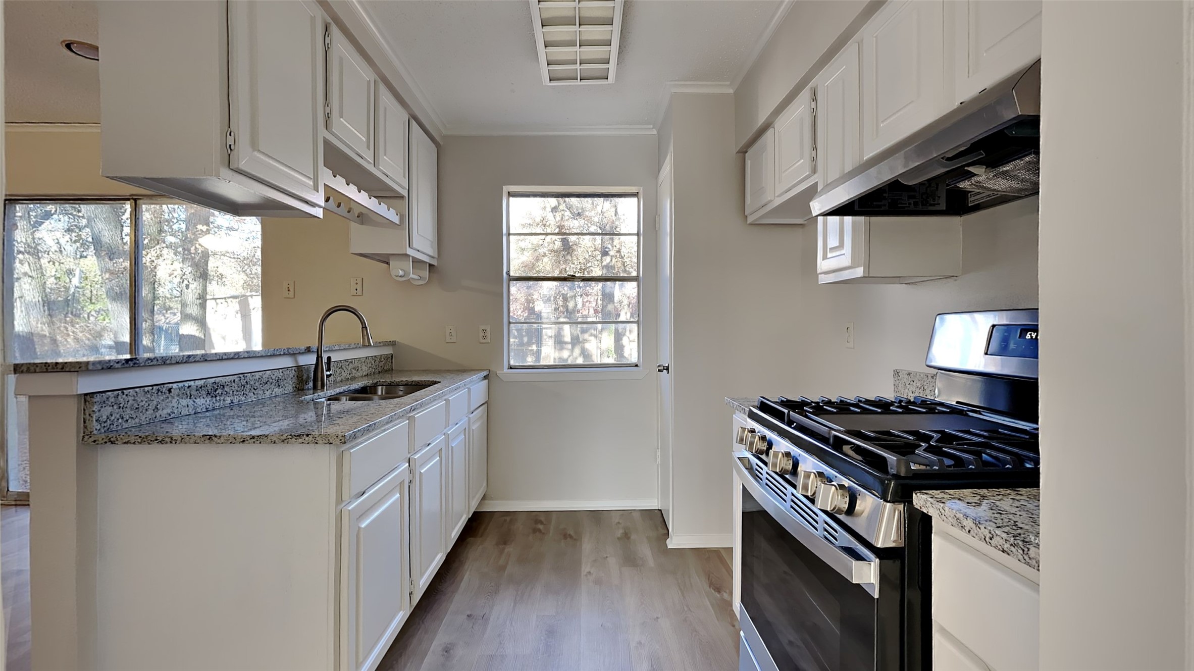 14609 Horseshoe Trail