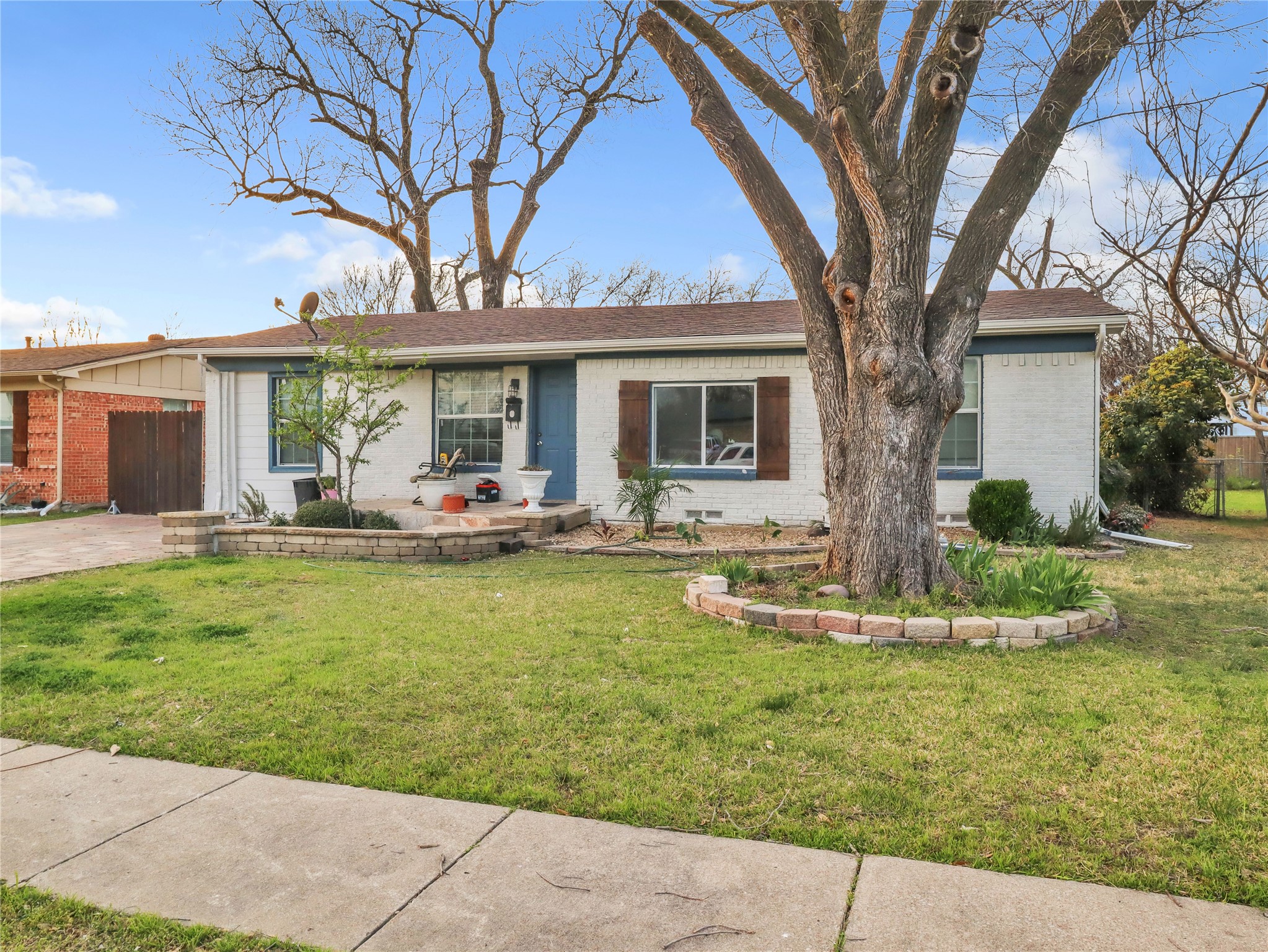 1333 Valley View Street