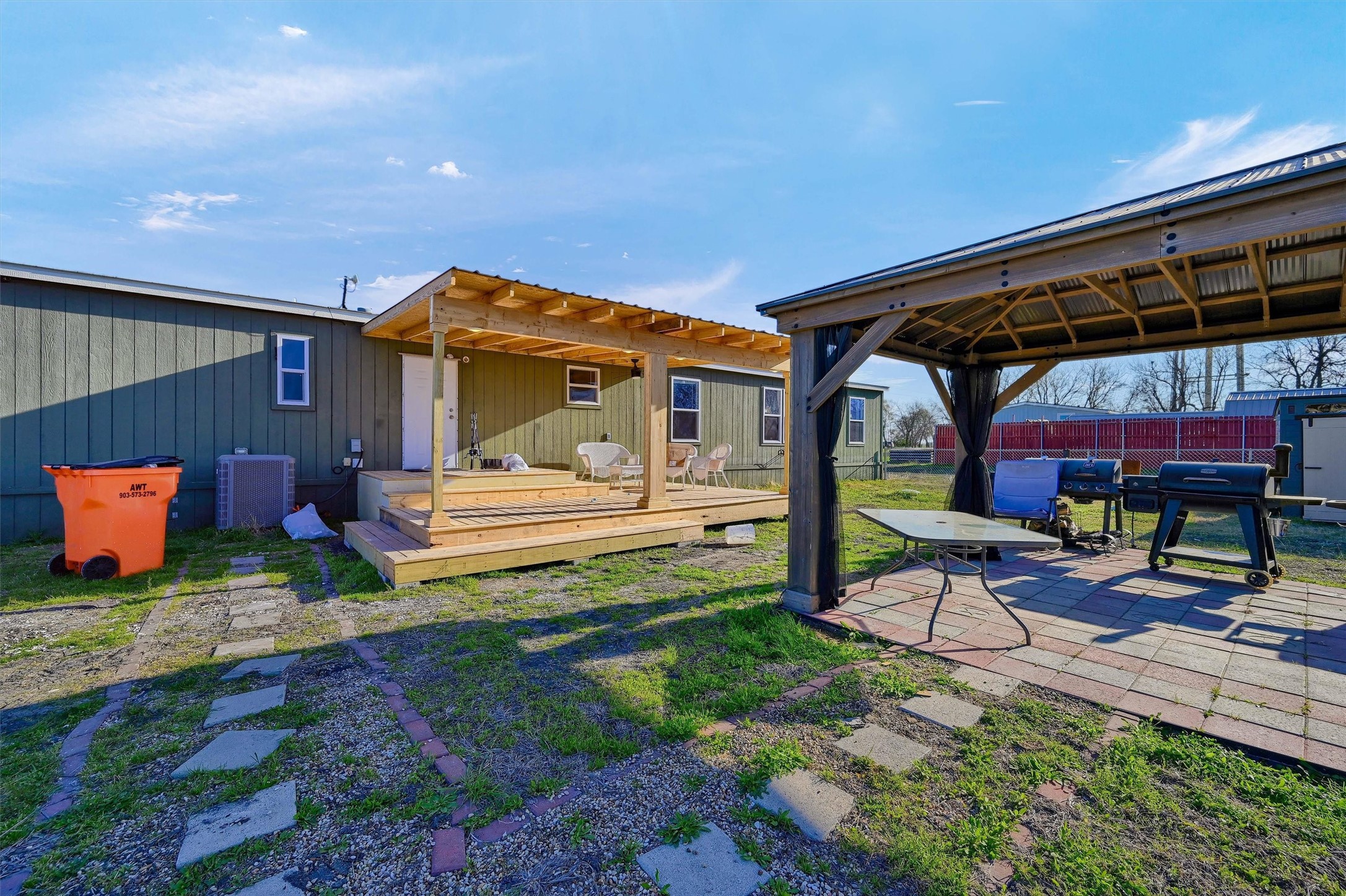 8676 County Road 1143