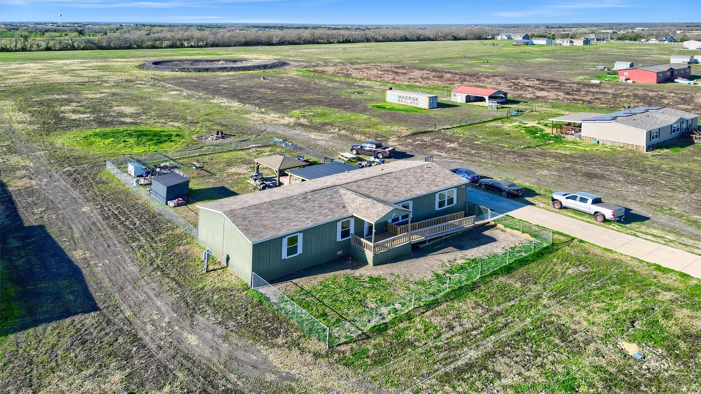 8676 County Road 1143