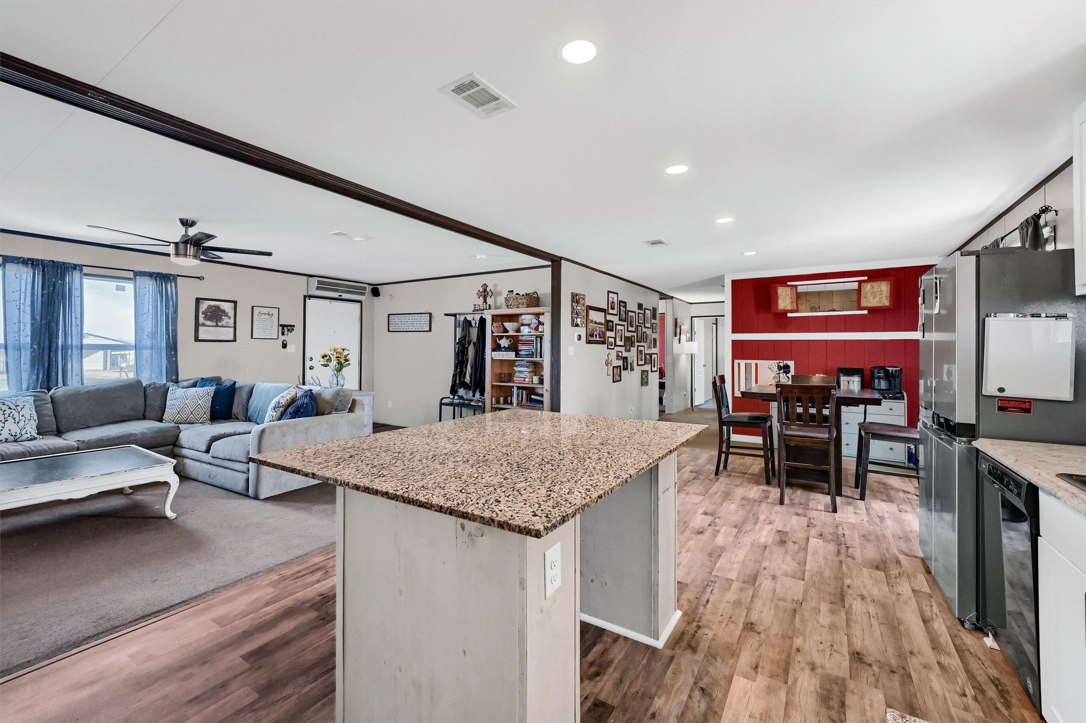 8676 County Road 1143