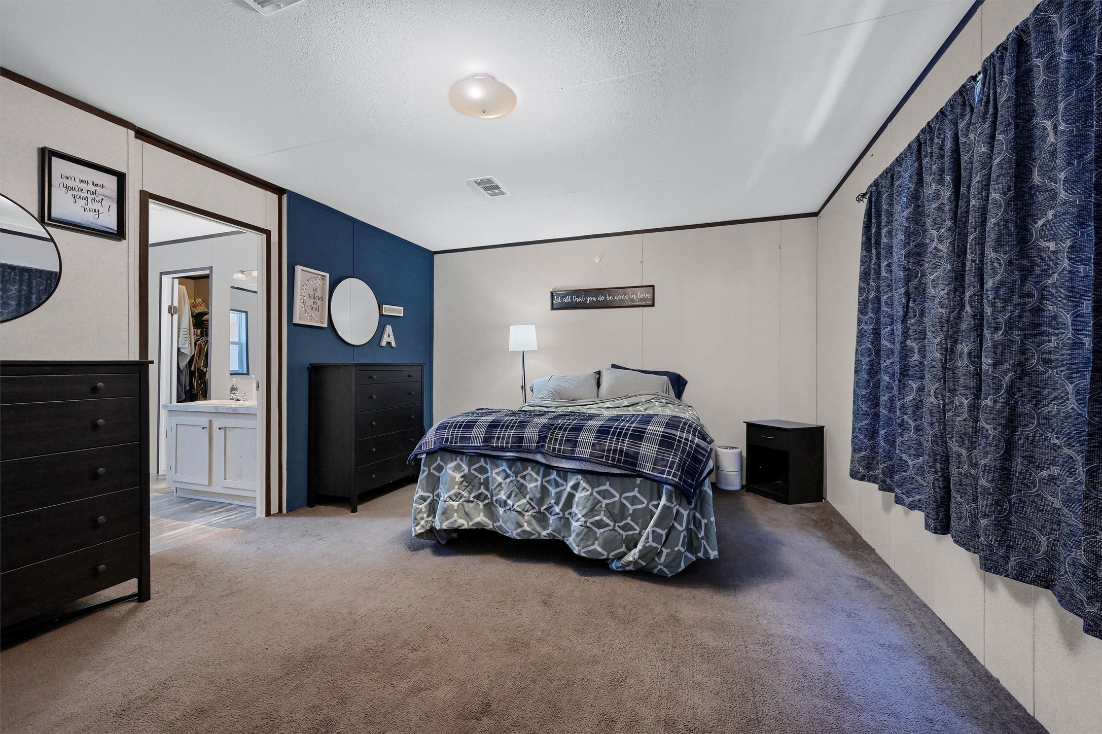 8676 County Road 1143