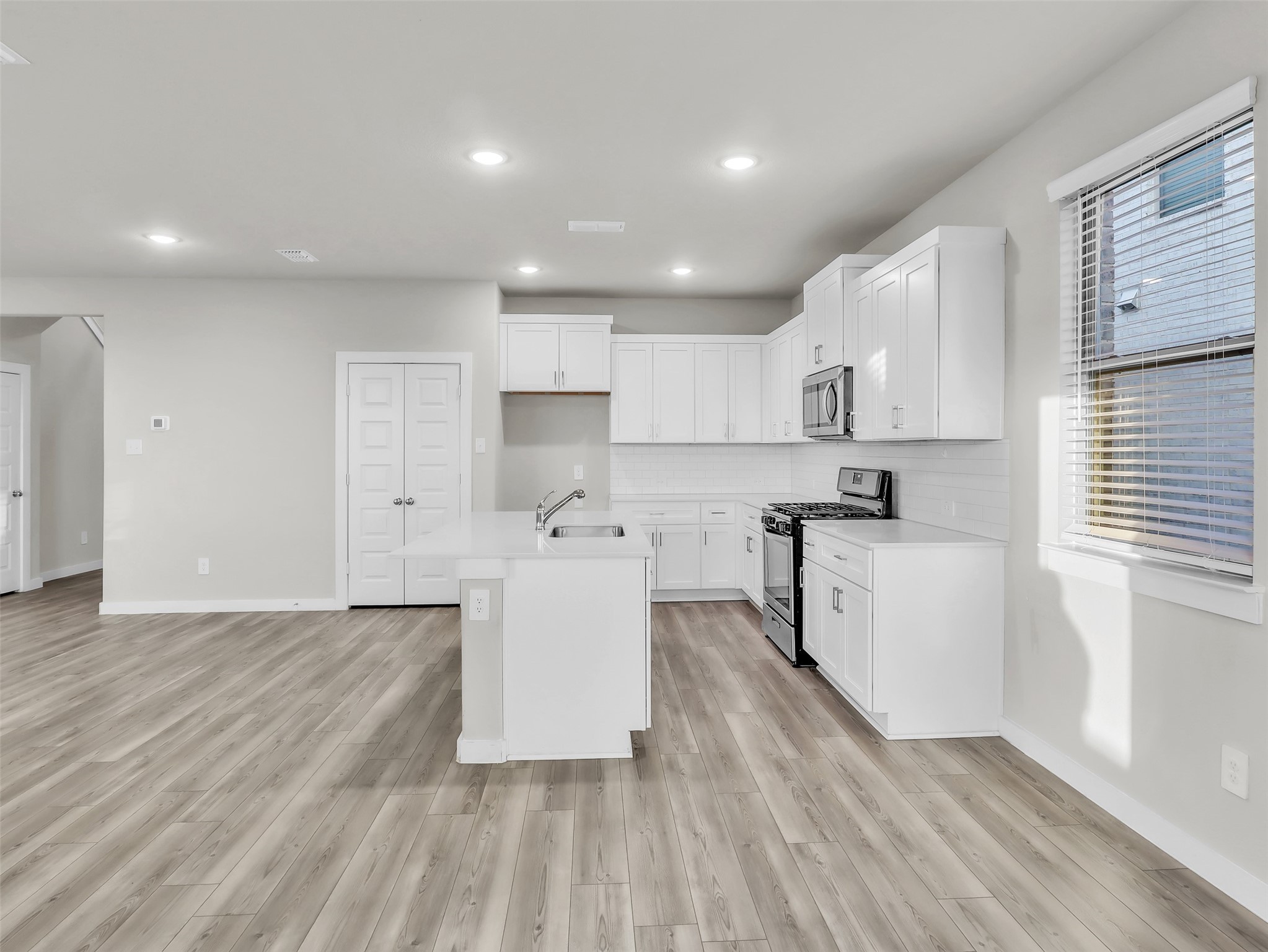 2214 Spring Side Drive