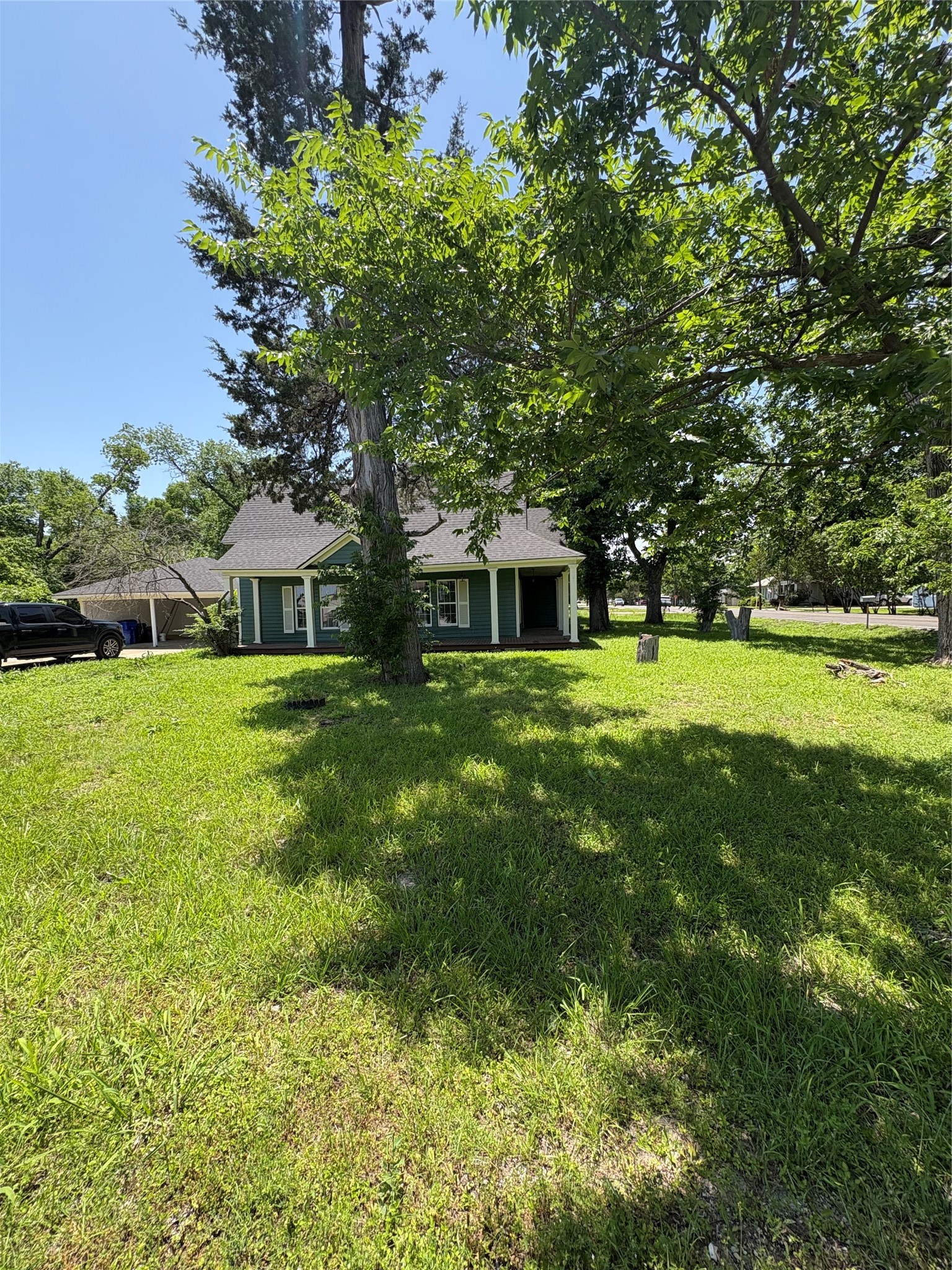401 S Bois D Arc Street