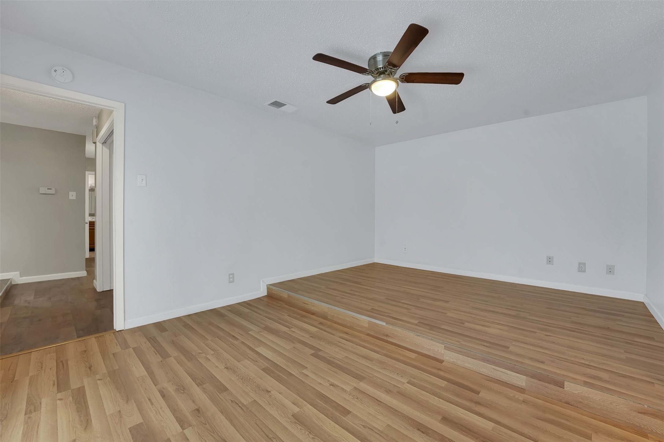 1901 Vail Drive