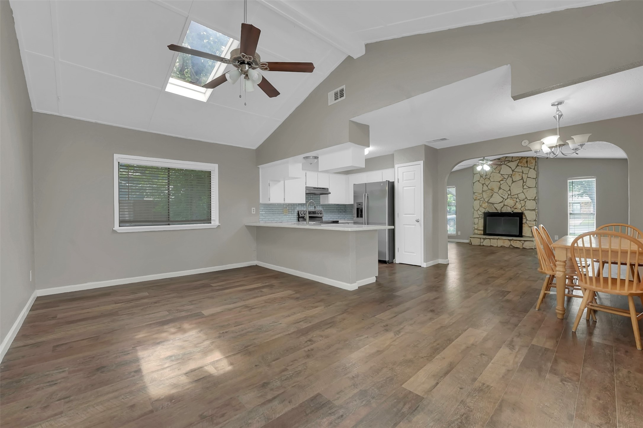 1901 Vail Drive