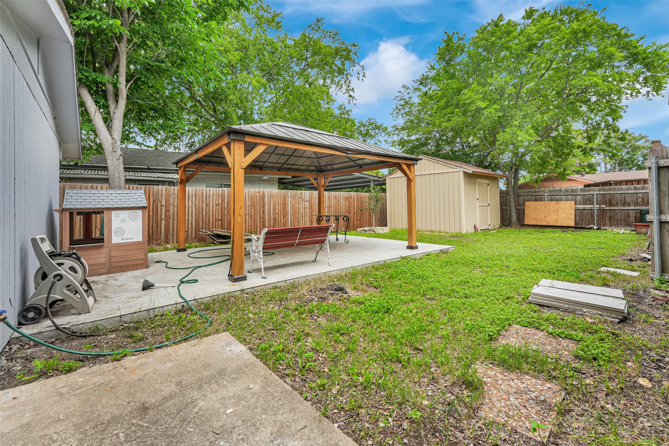 1901 Vail Drive