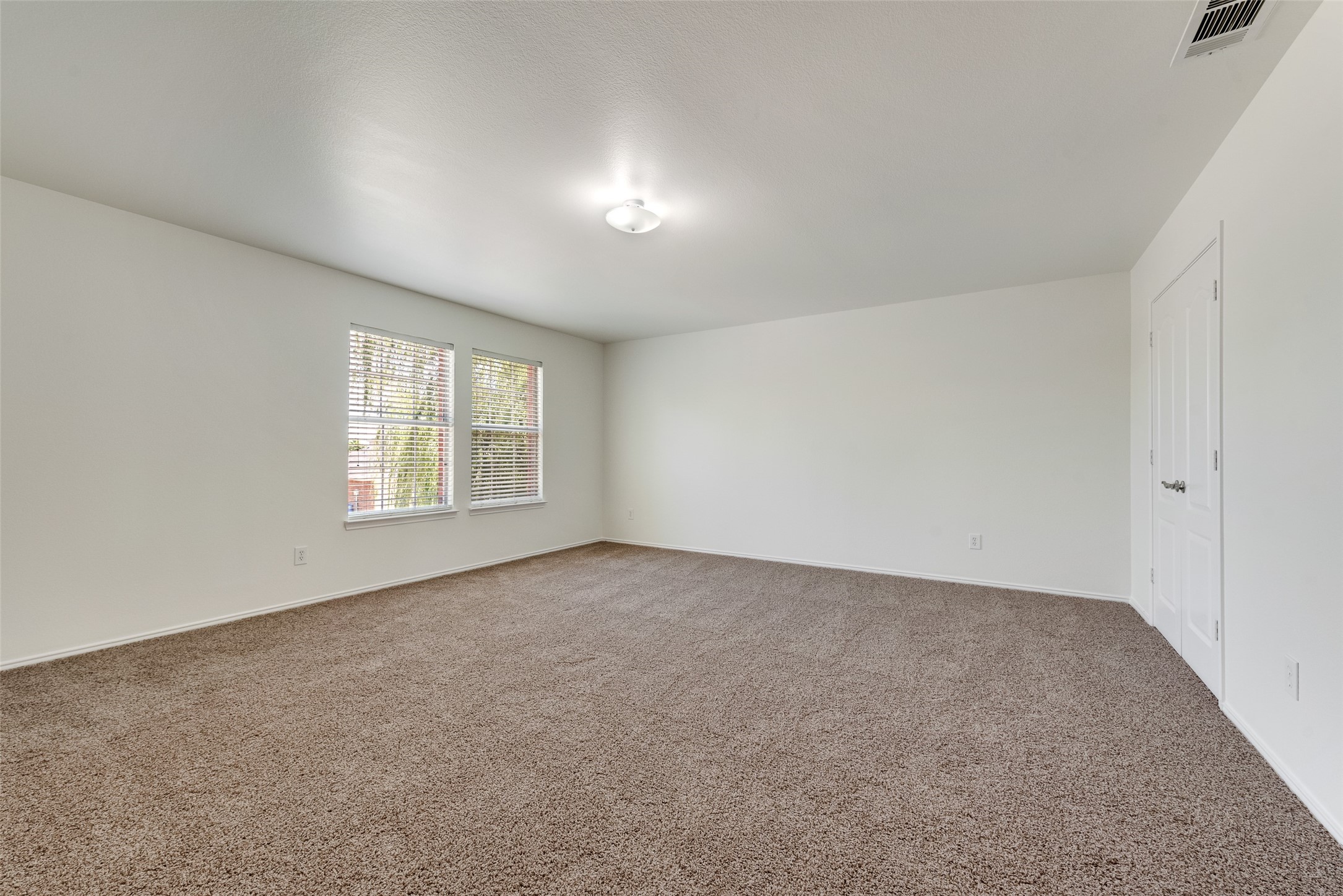 2102 Northridge Drive