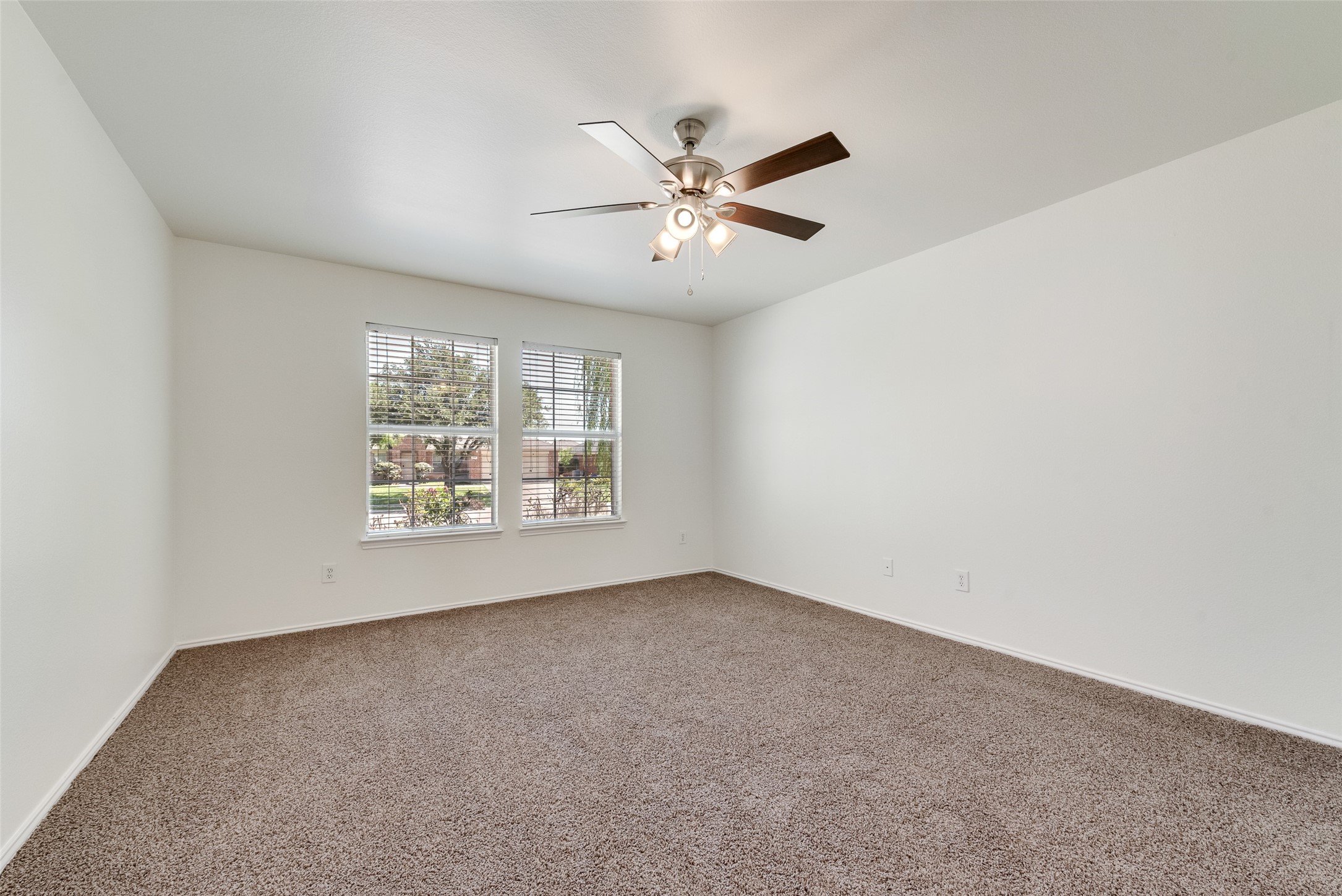 2102 Northridge Drive