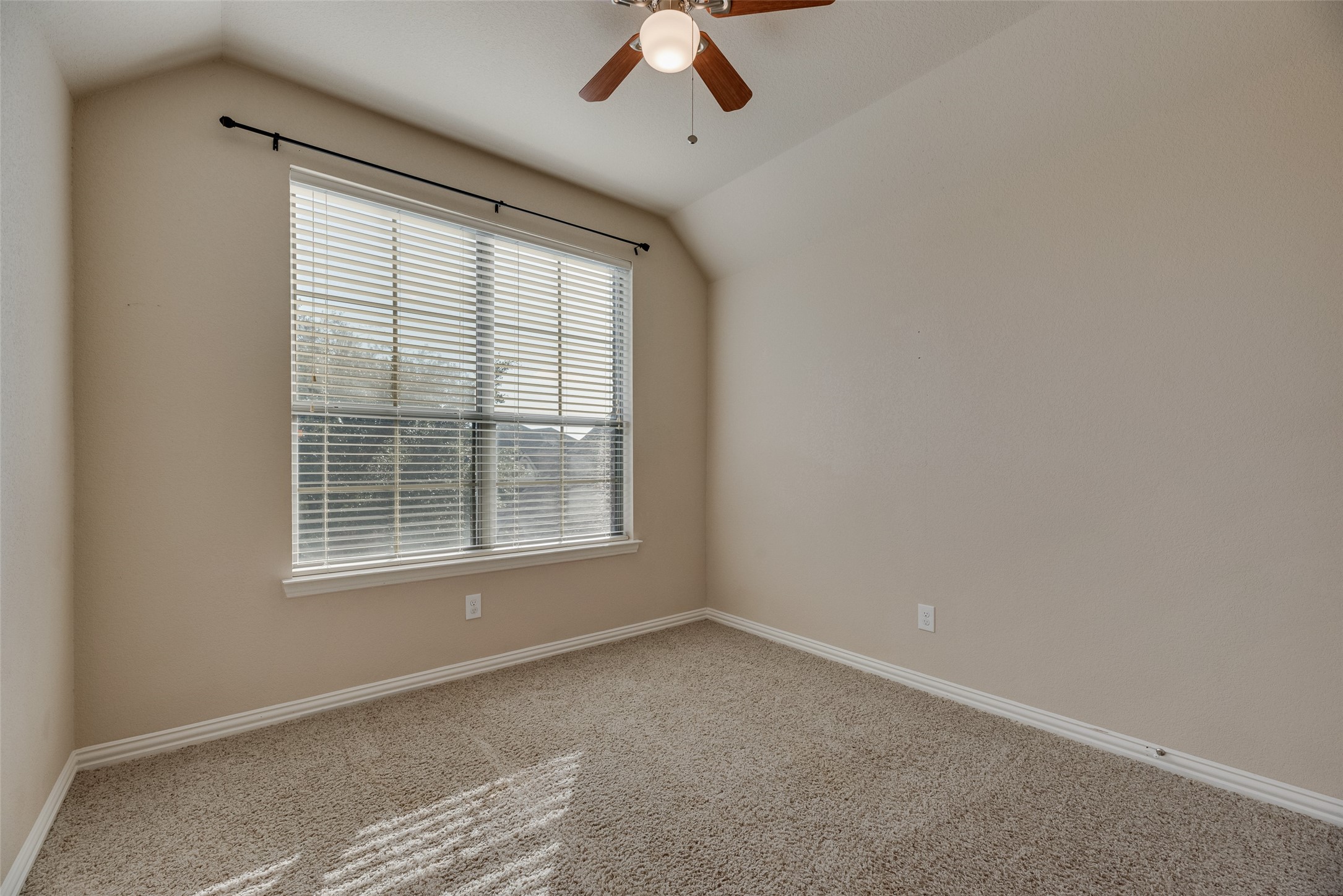 1010 Newington Circle
