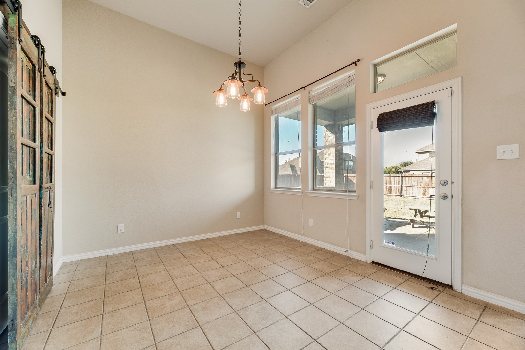 1010 Newington Circle