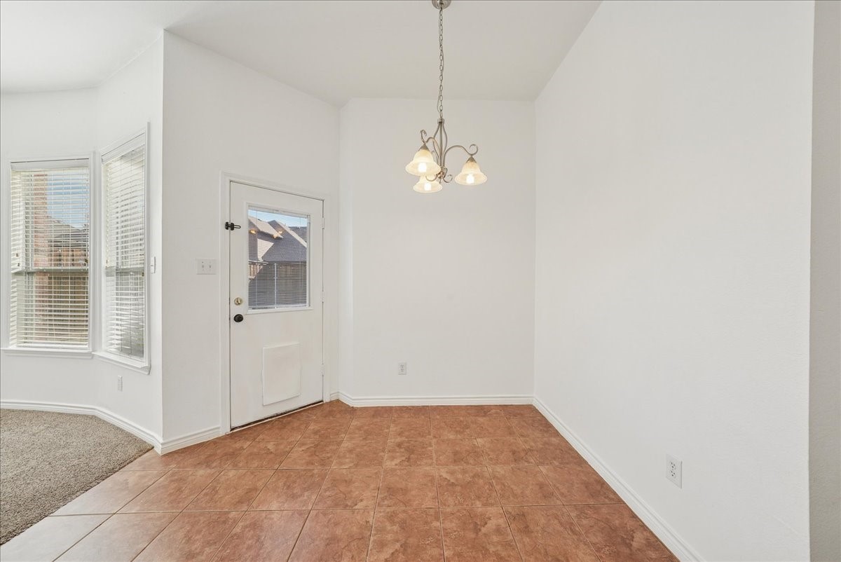 682 Crockett Drive