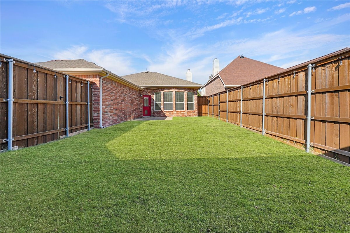 682 Crockett Drive