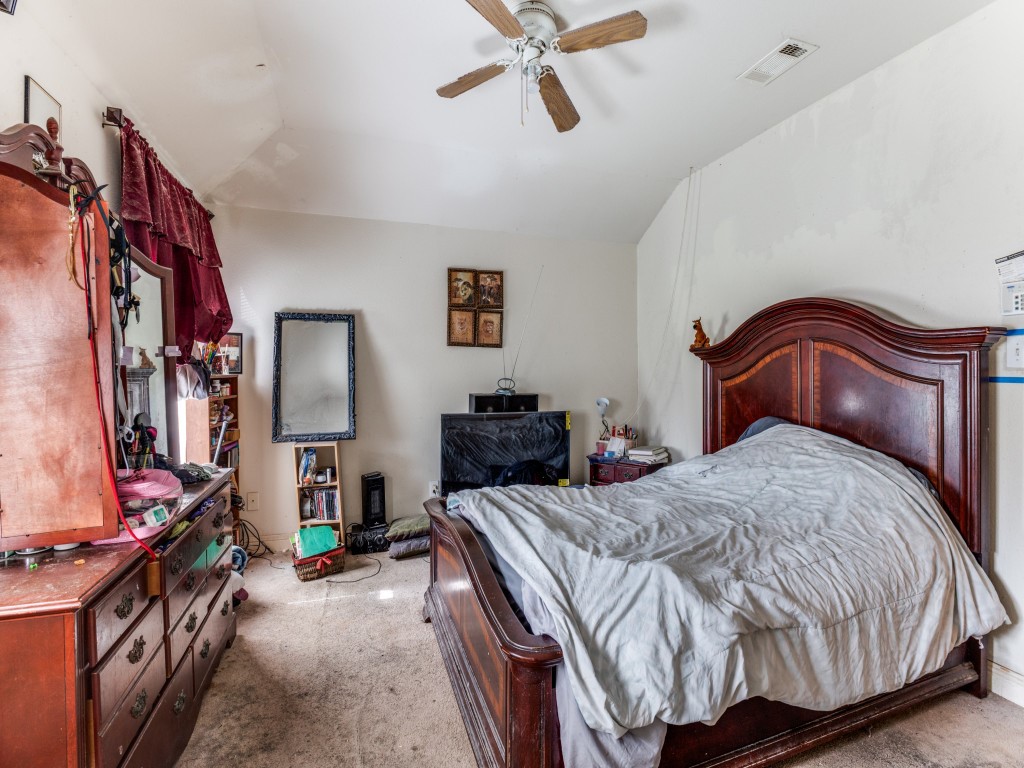 1315 Caldwell Avenue