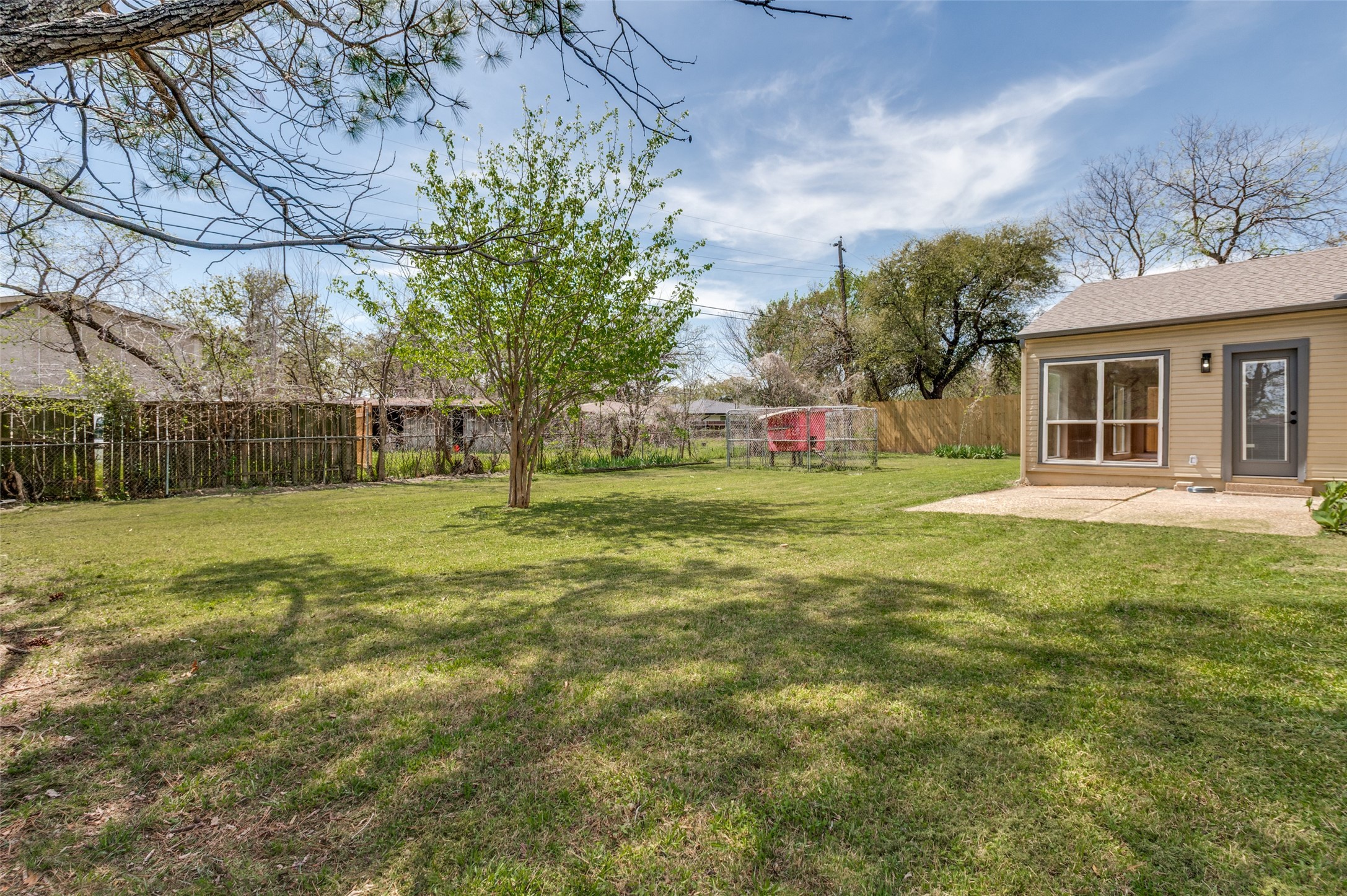 1542 W 5th Street