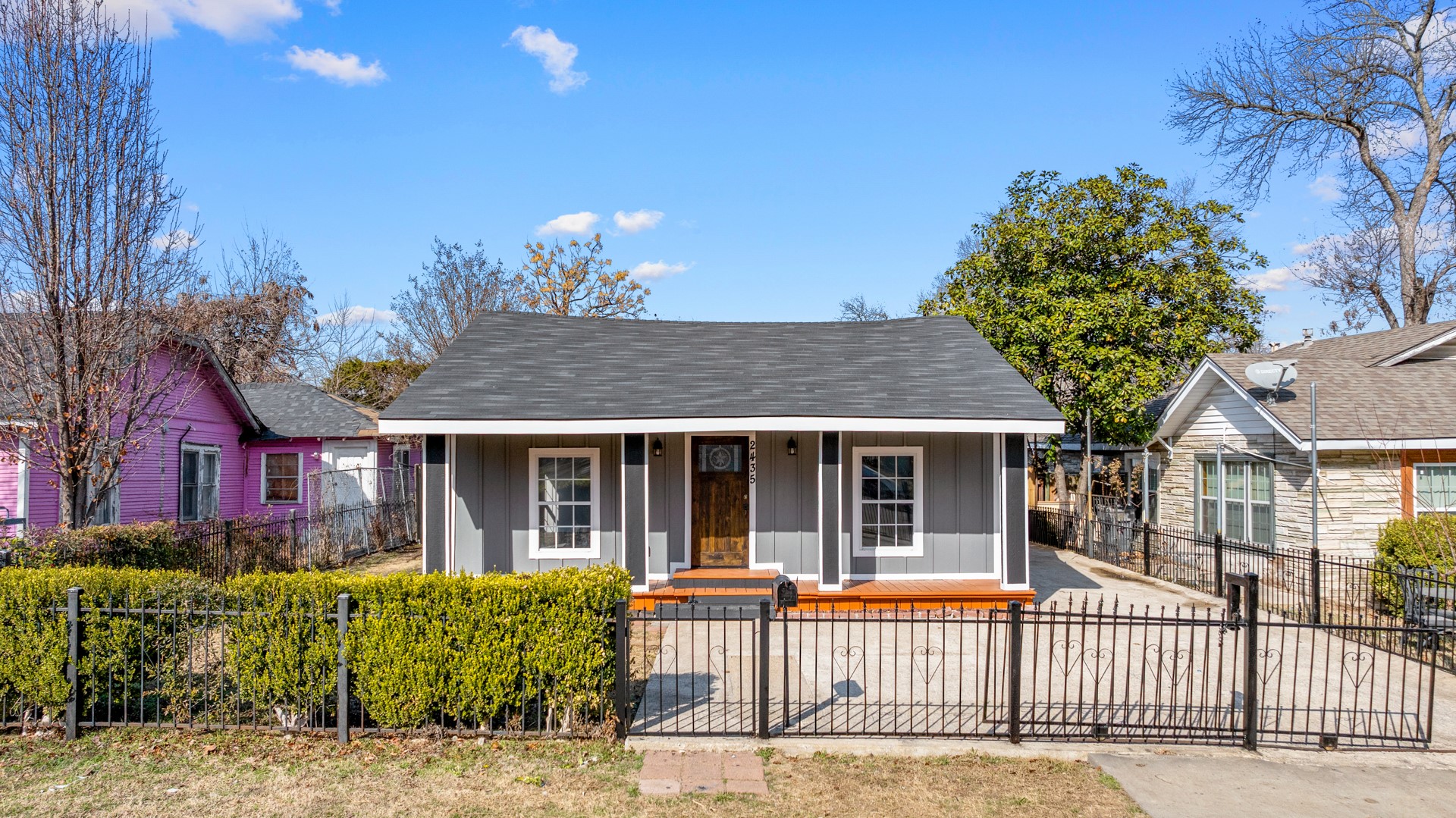 2435 Sharon Street