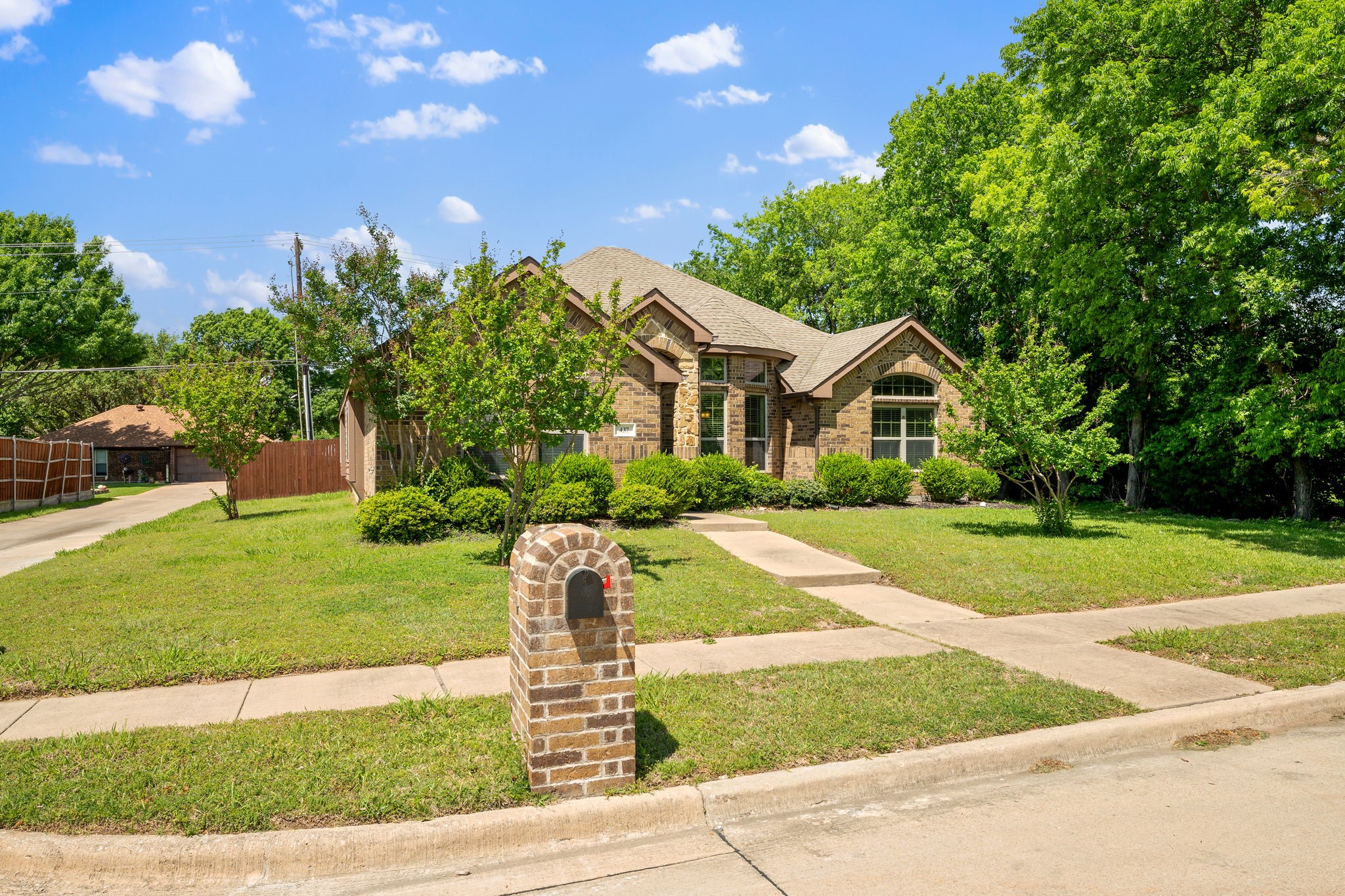 437 Da Vinci Lane