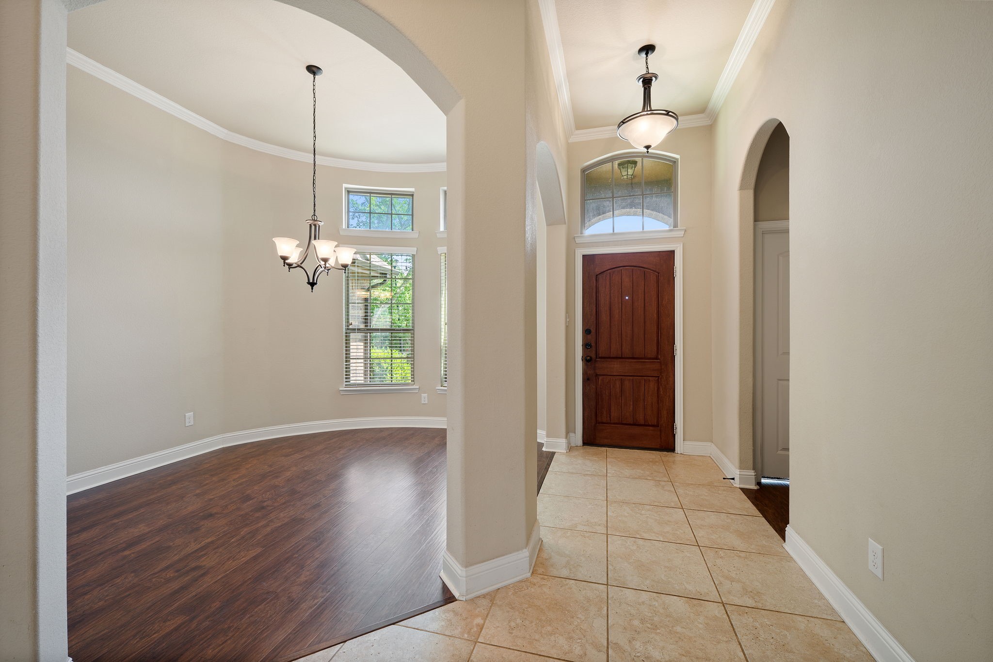 437 Da Vinci Lane
