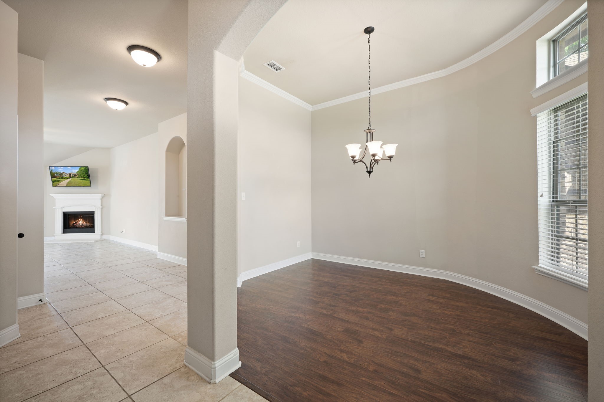 437 Da Vinci Lane