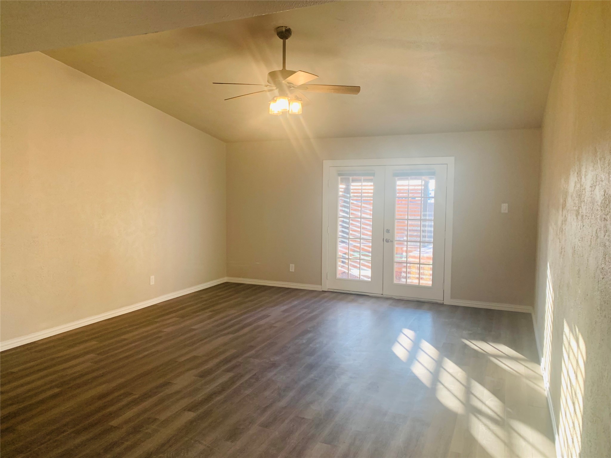4805 Branch Hollow Drive
