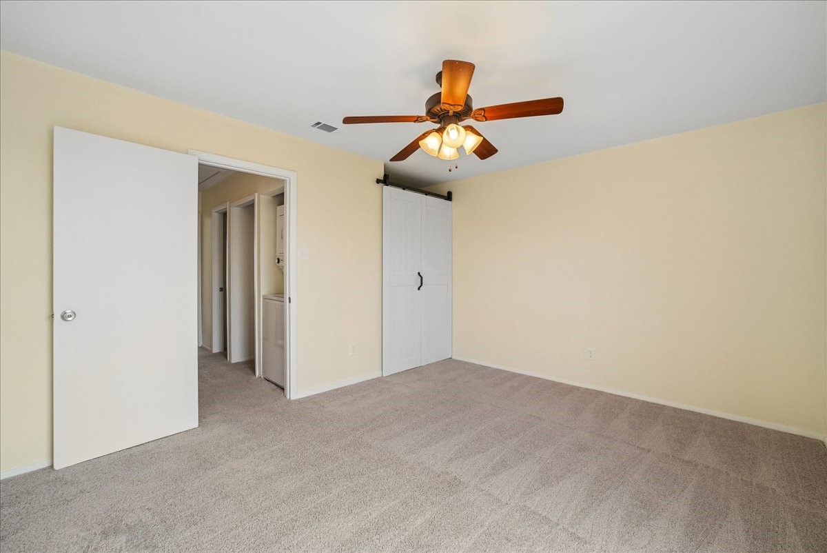 703 Lee Street 6