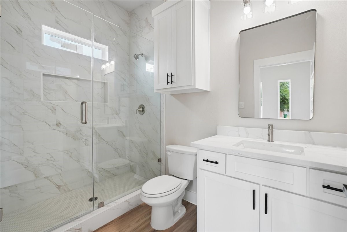 106 W Dogwood Trail