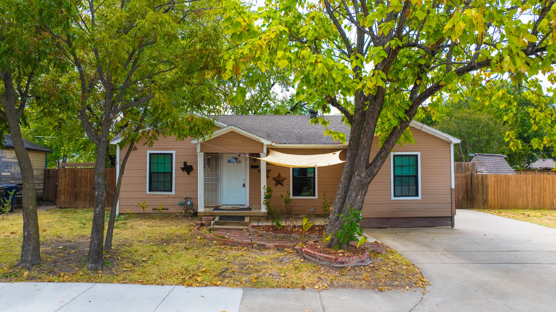 1001 S 5th Street