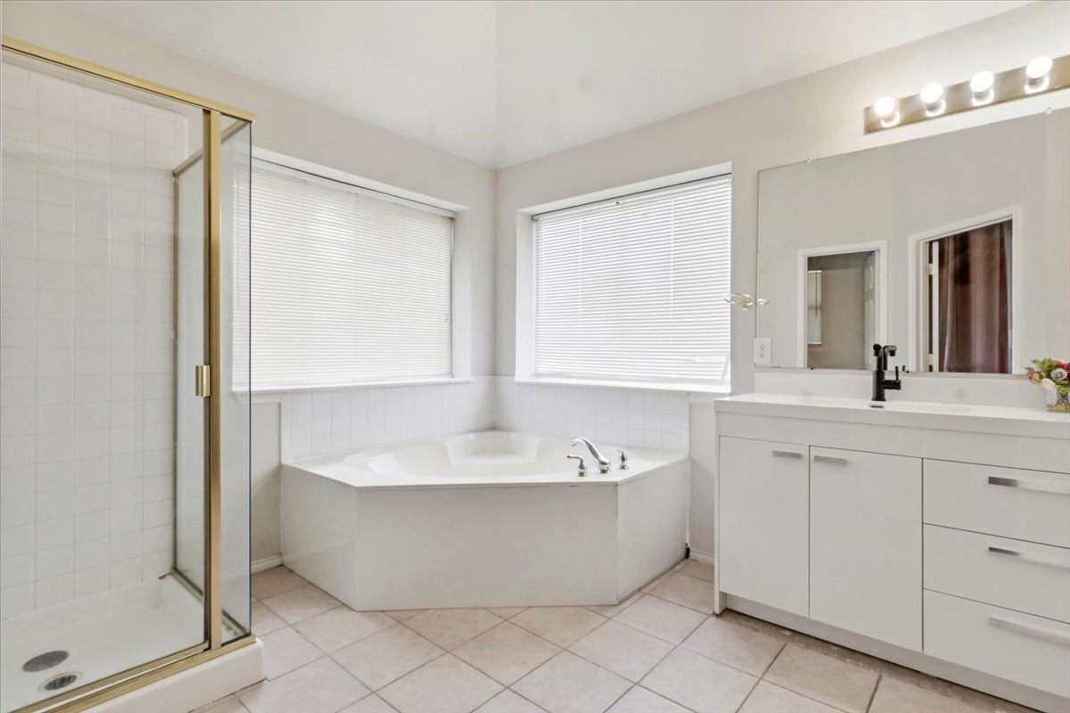 3404 Bluegrass Drive