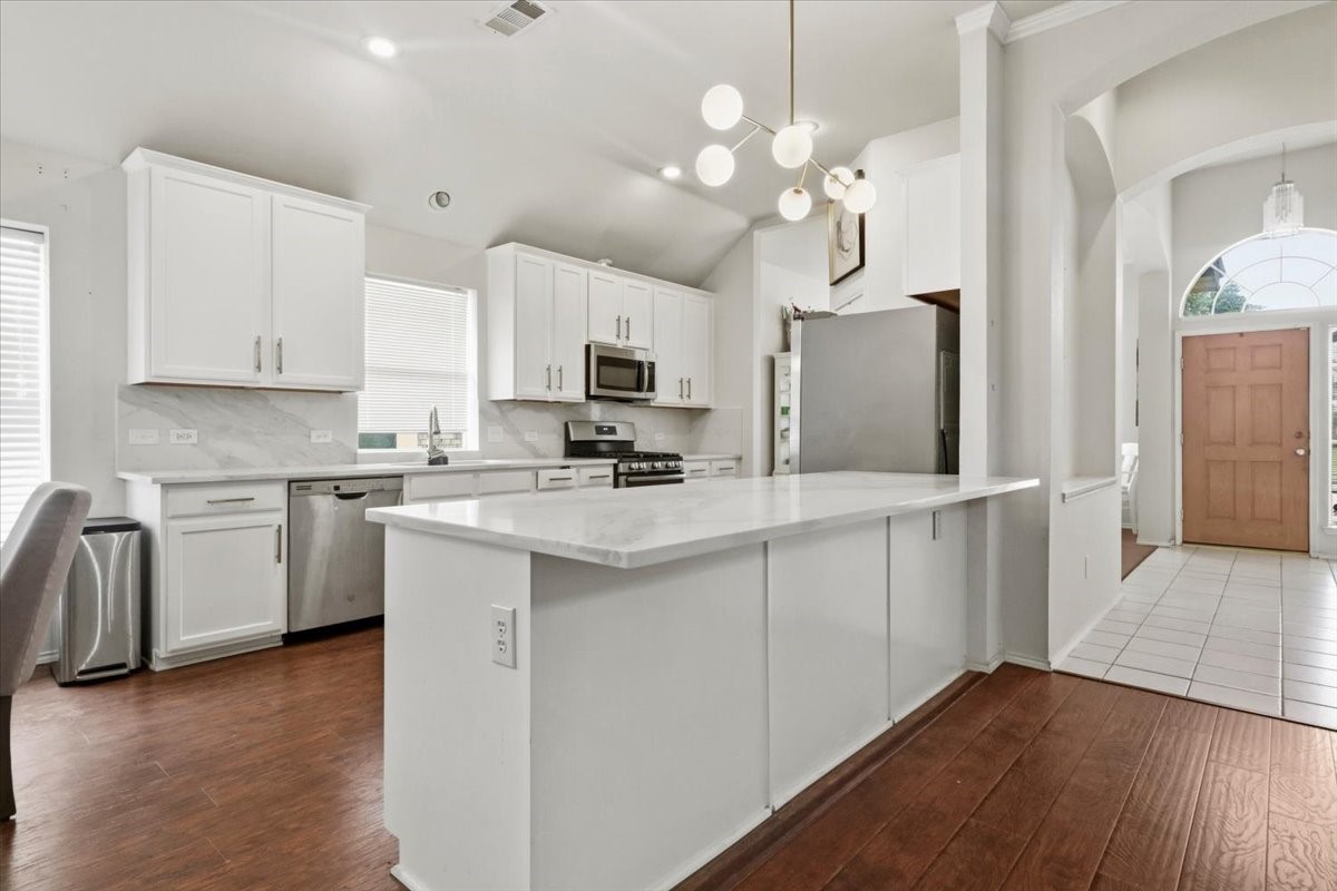 3404 Bluegrass Drive