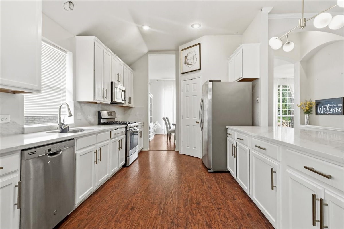 3404 Bluegrass Drive