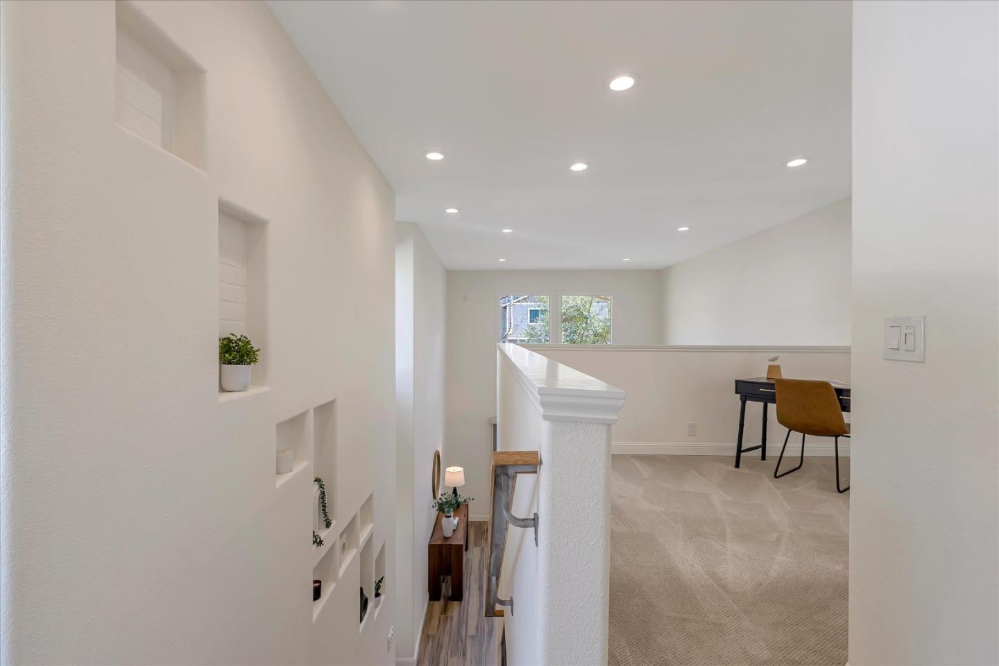 1207 Tera Nova Boulevard