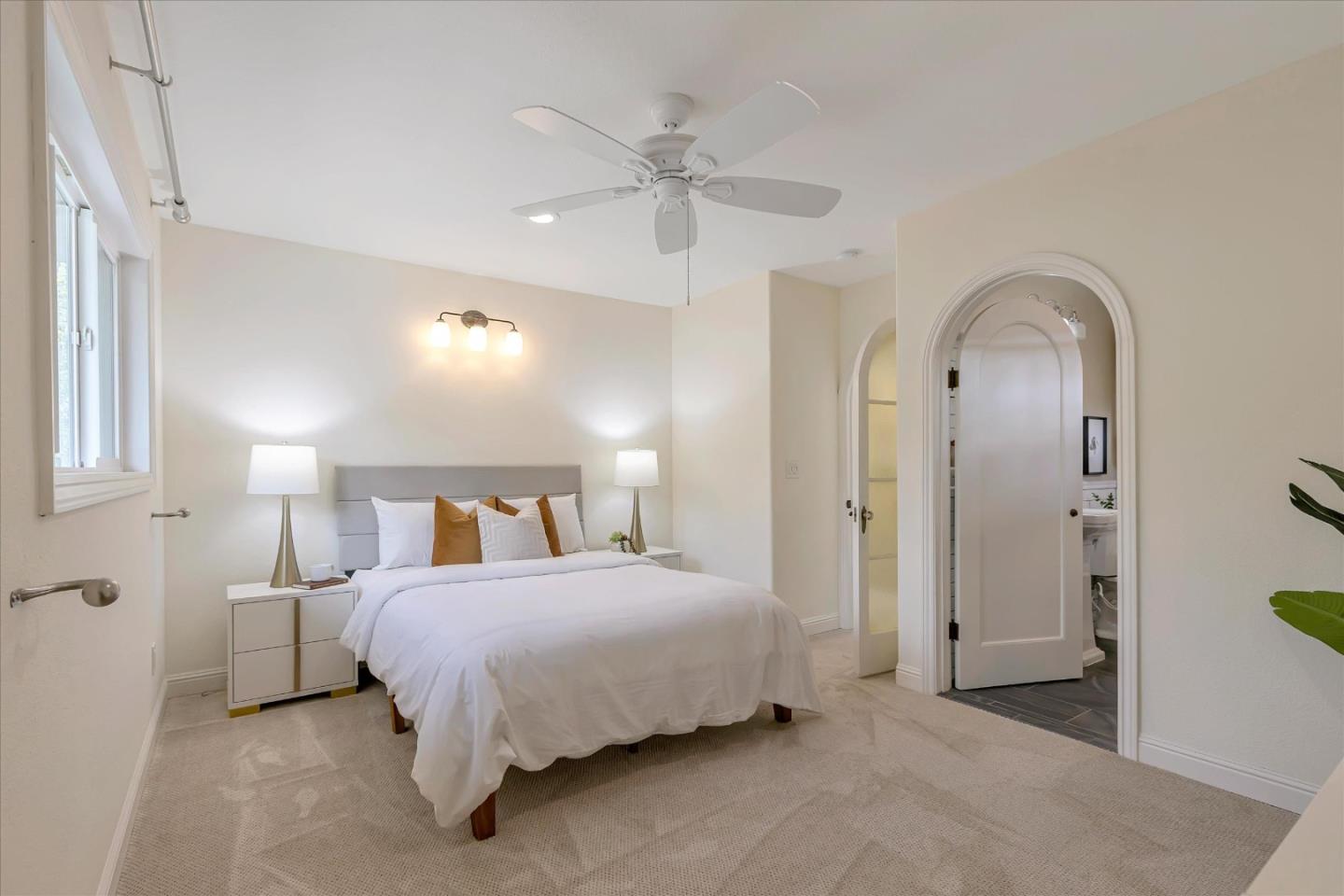 1207 Tera Nova Boulevard