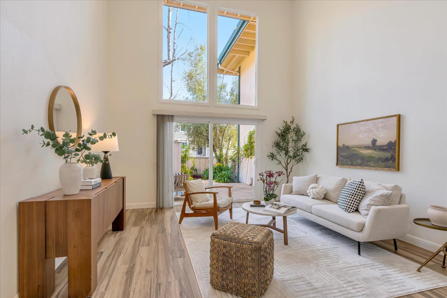 1207 Tera Nova Boulevard