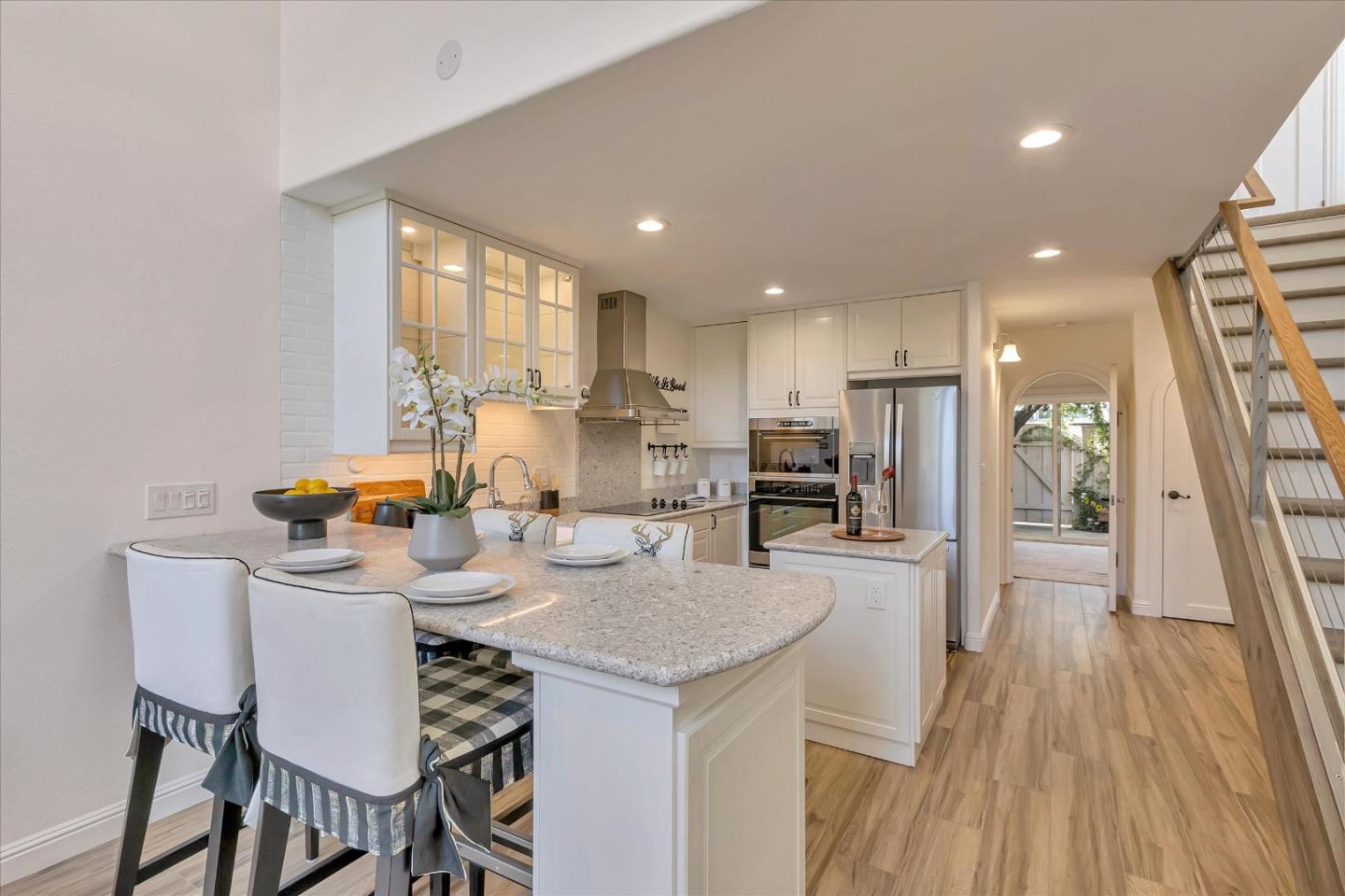 1207 Tera Nova Boulevard