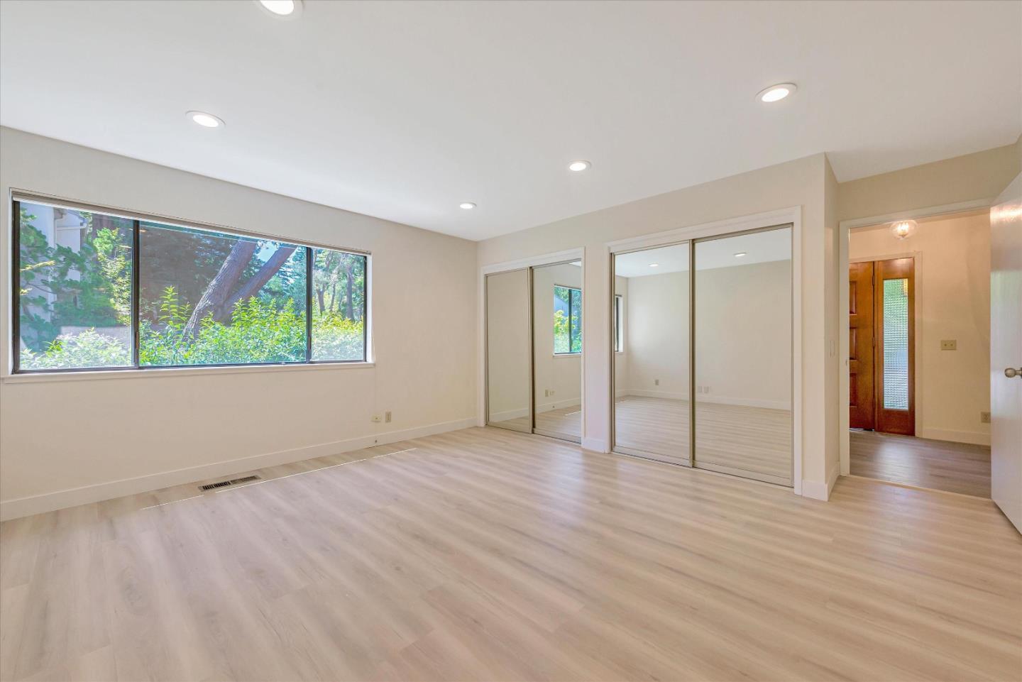 140 Sand Hill Circle