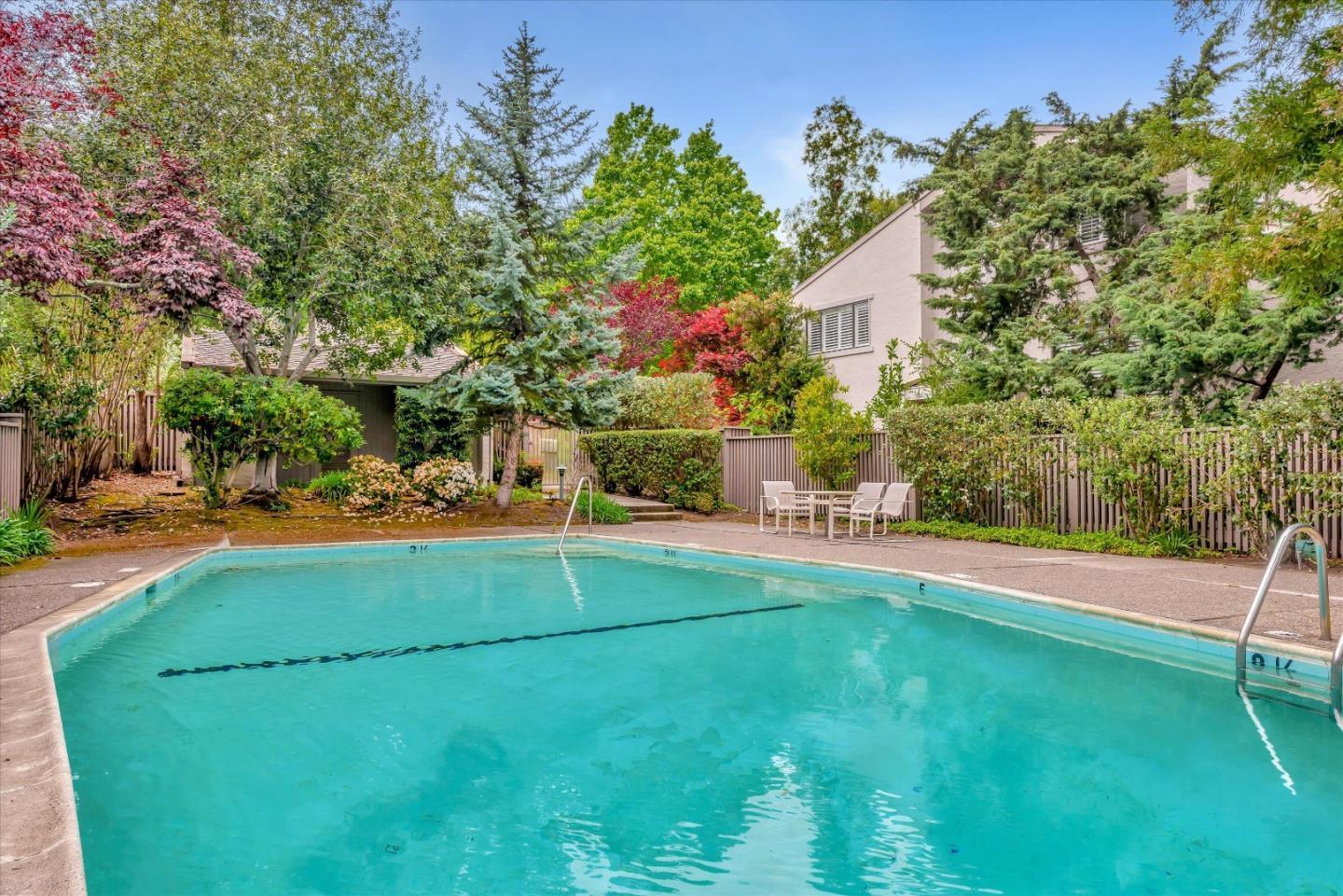 140 Sand Hill Circle