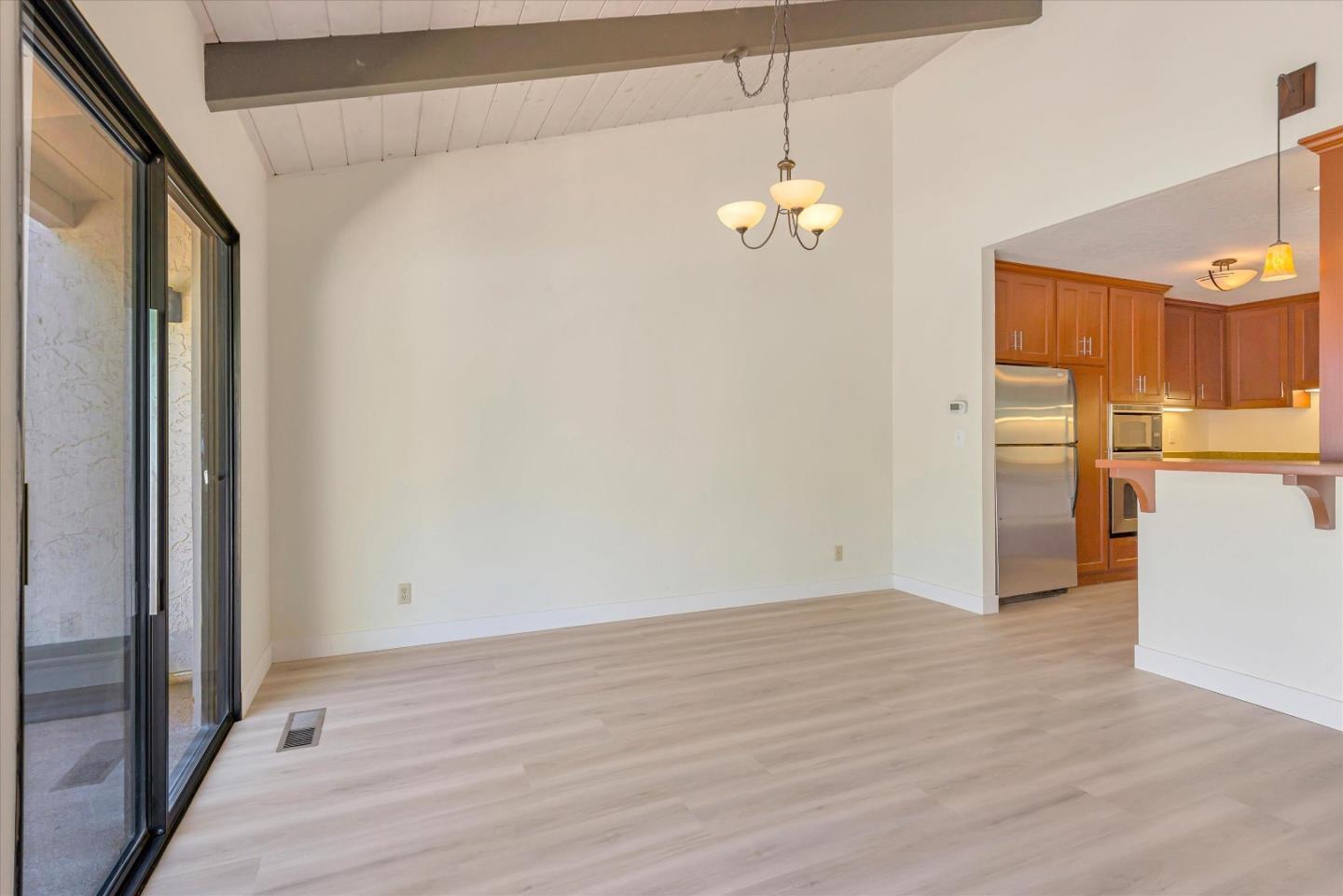 140 Sand Hill Circle