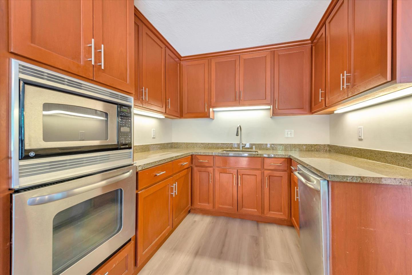 140 Sand Hill Circle