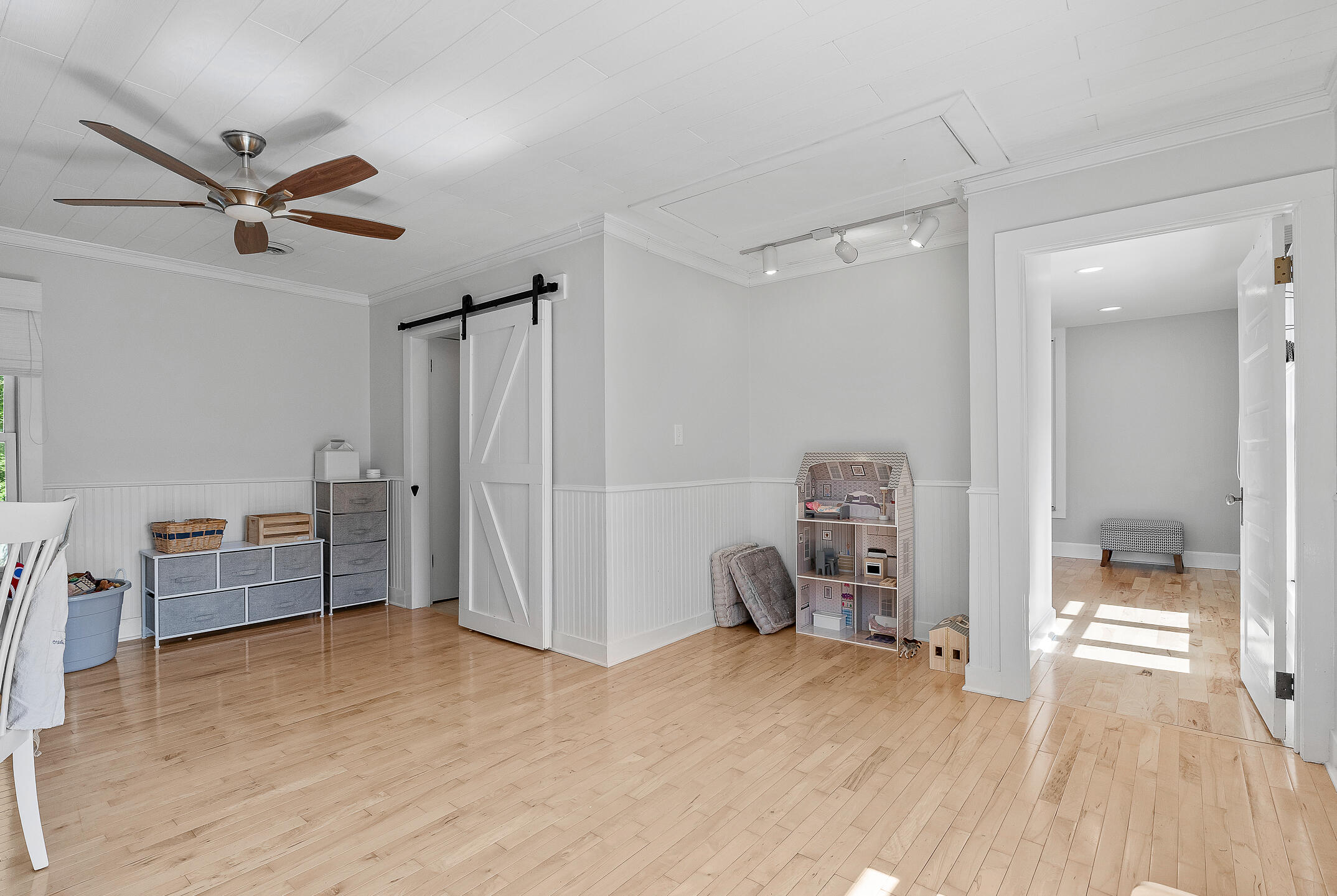2203 NW Woodcreek Drive