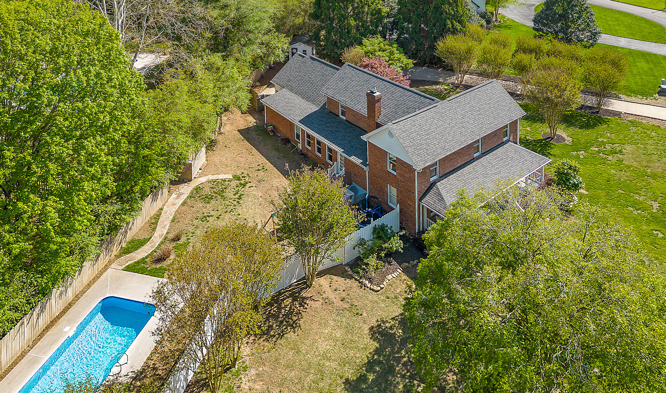 2203 NW Woodcreek Drive