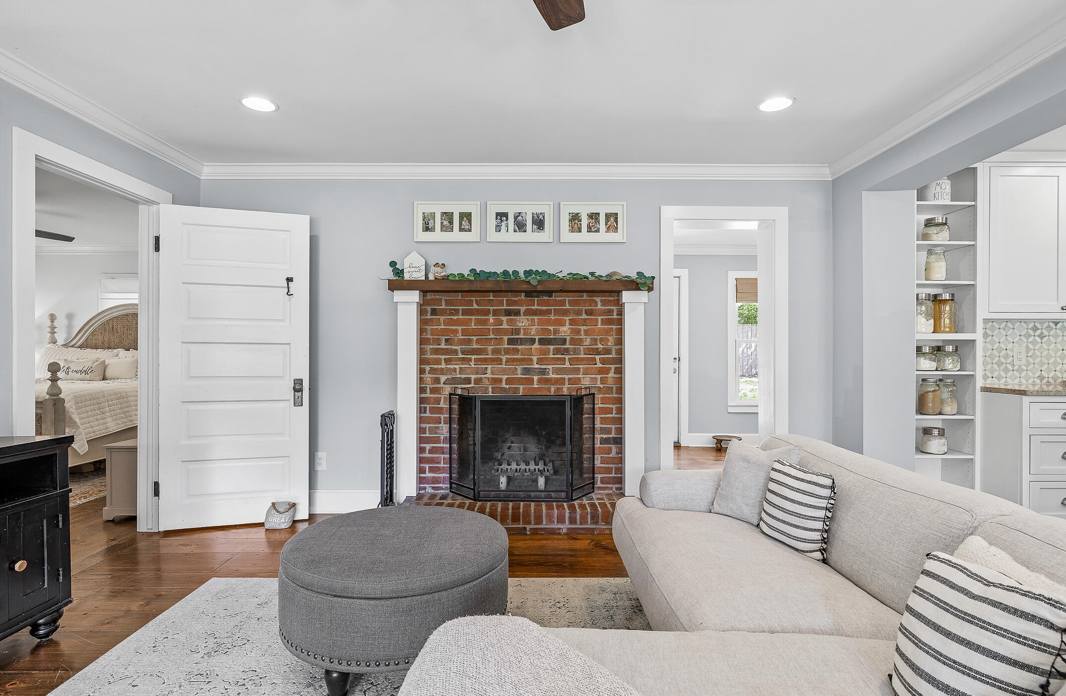 2203 NW Woodcreek Drive