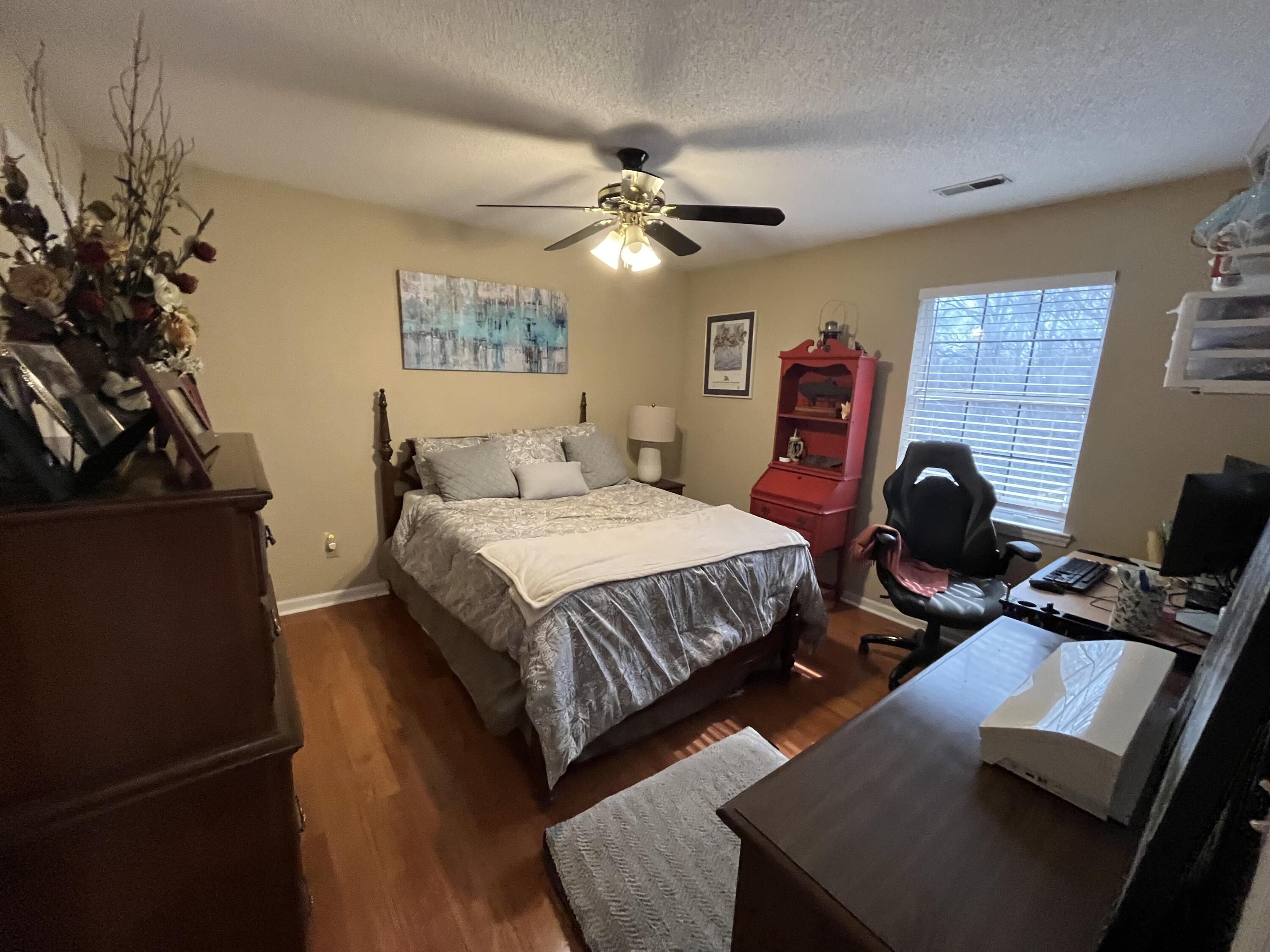 1610 Brook Manor Dr Drive