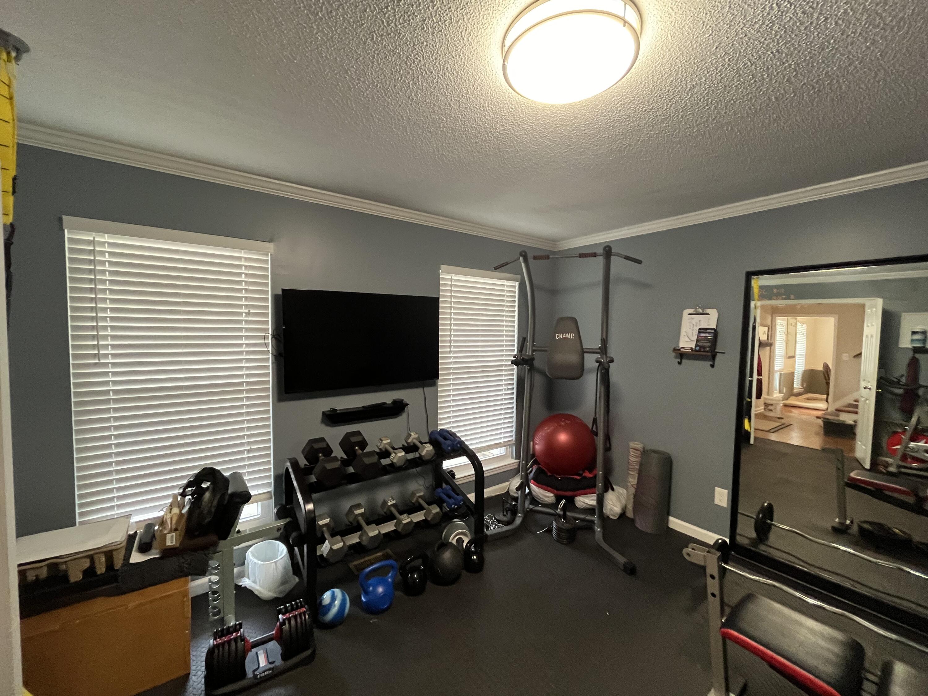 1610 Brook Manor Dr Drive